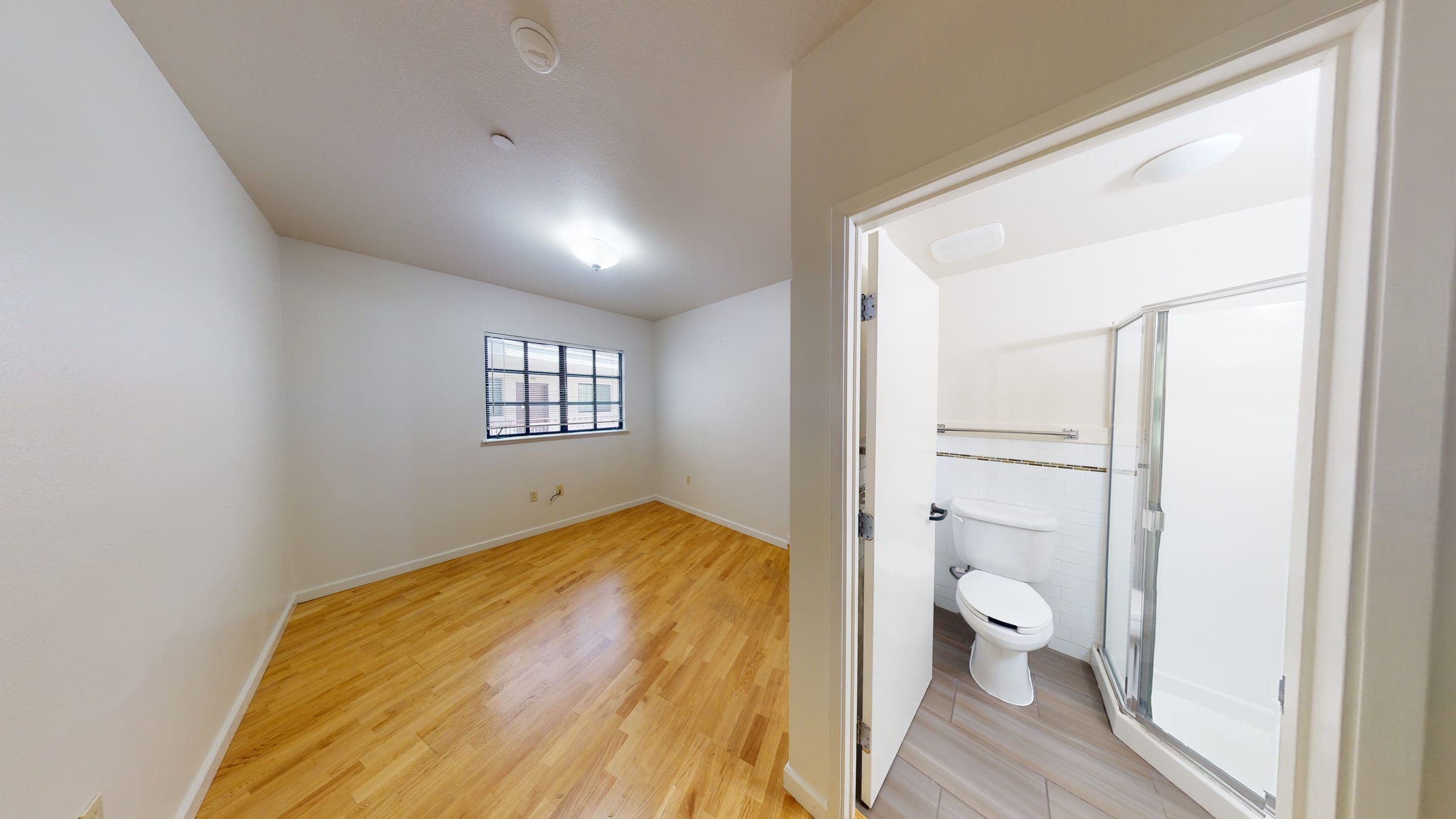 2616 Telegraph Ave #307 — photo 8
