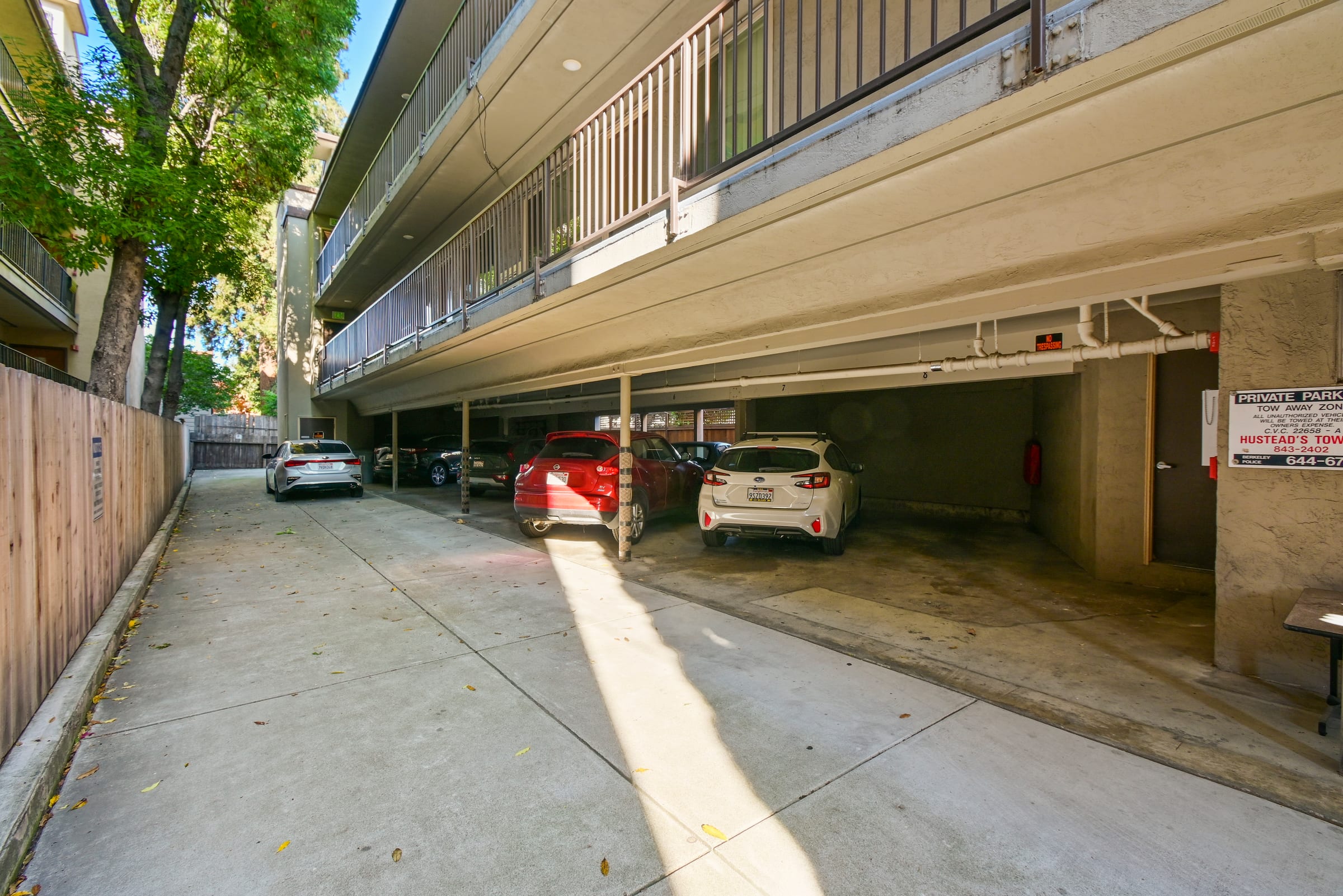 2025 Francisco St — photo 9