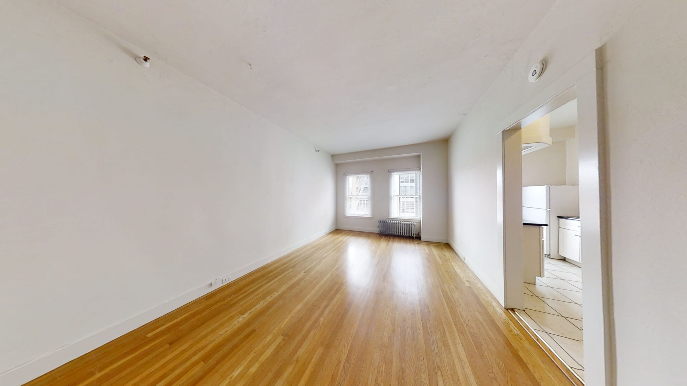 2322 Shattuck Ave #307 — photo 2