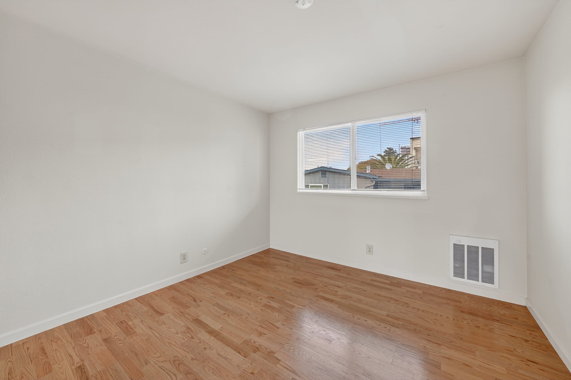 2511 Parker St #205 — photo 17