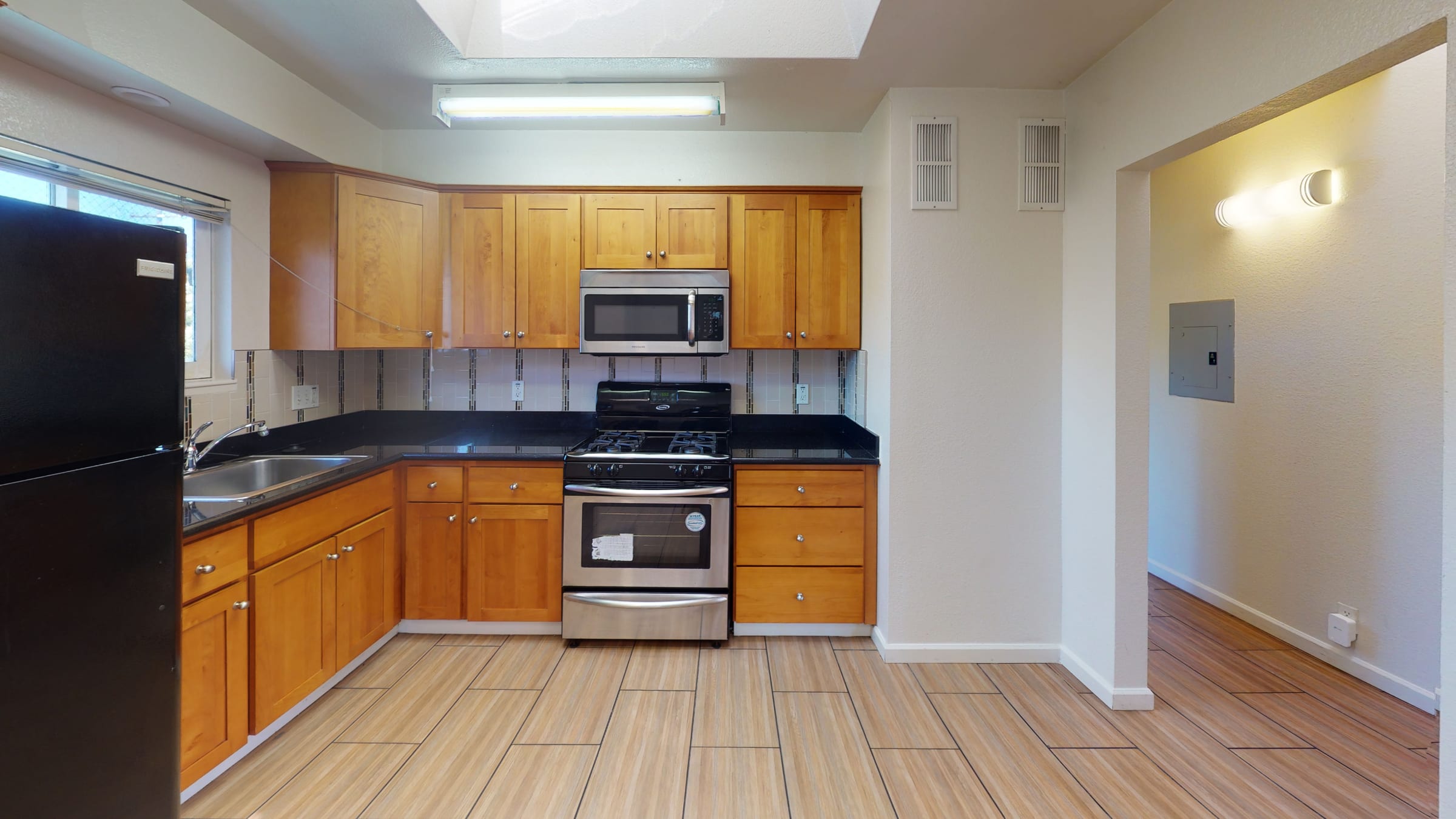 3111 Telegraph Ave #E — photo 14