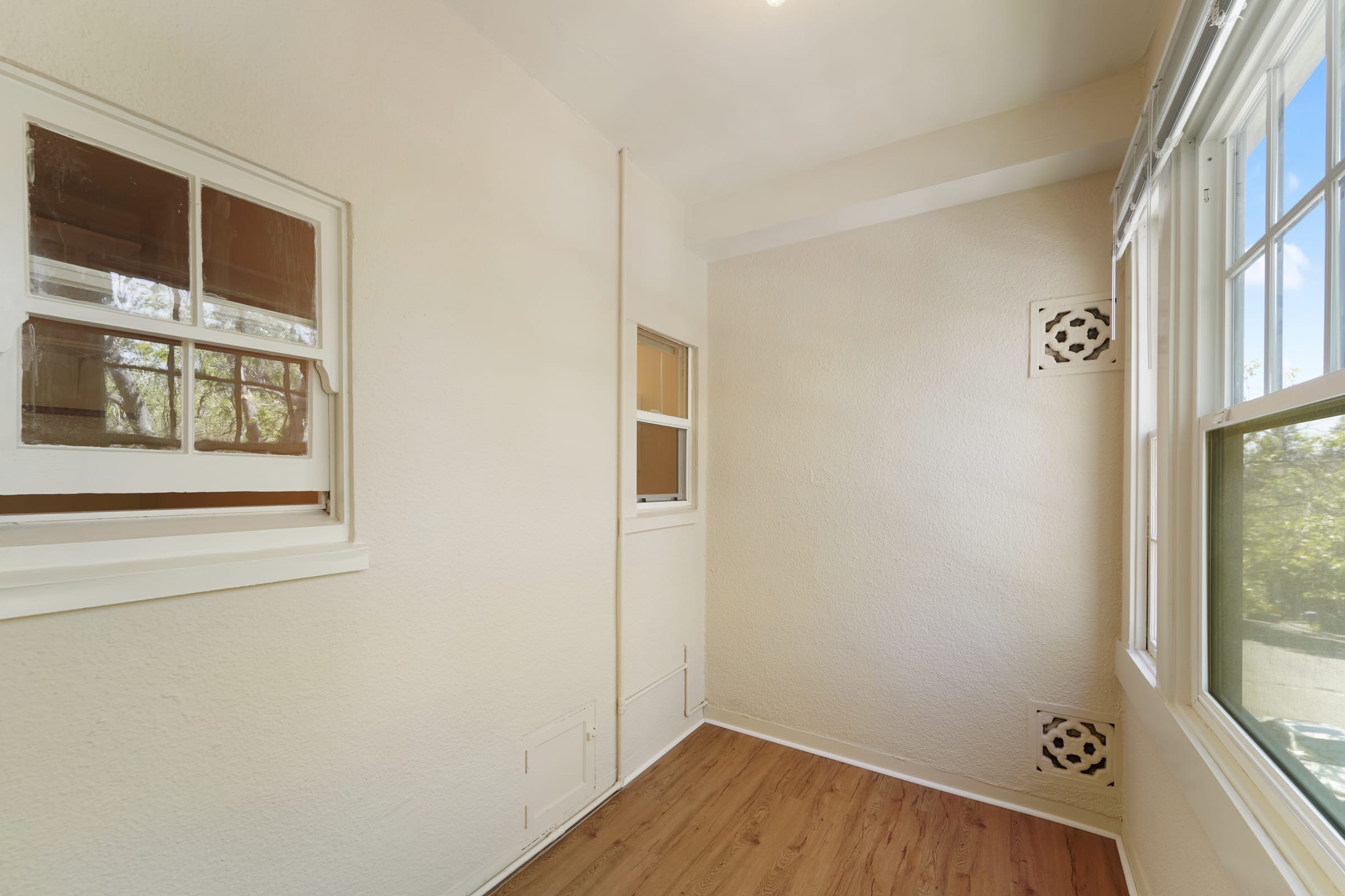 1799 Euclid Ave #17 — photo 5