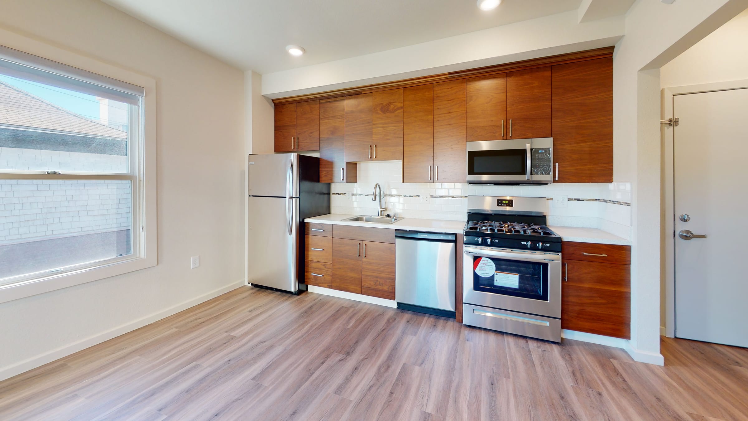 1942 Haste St #3 — photo 11