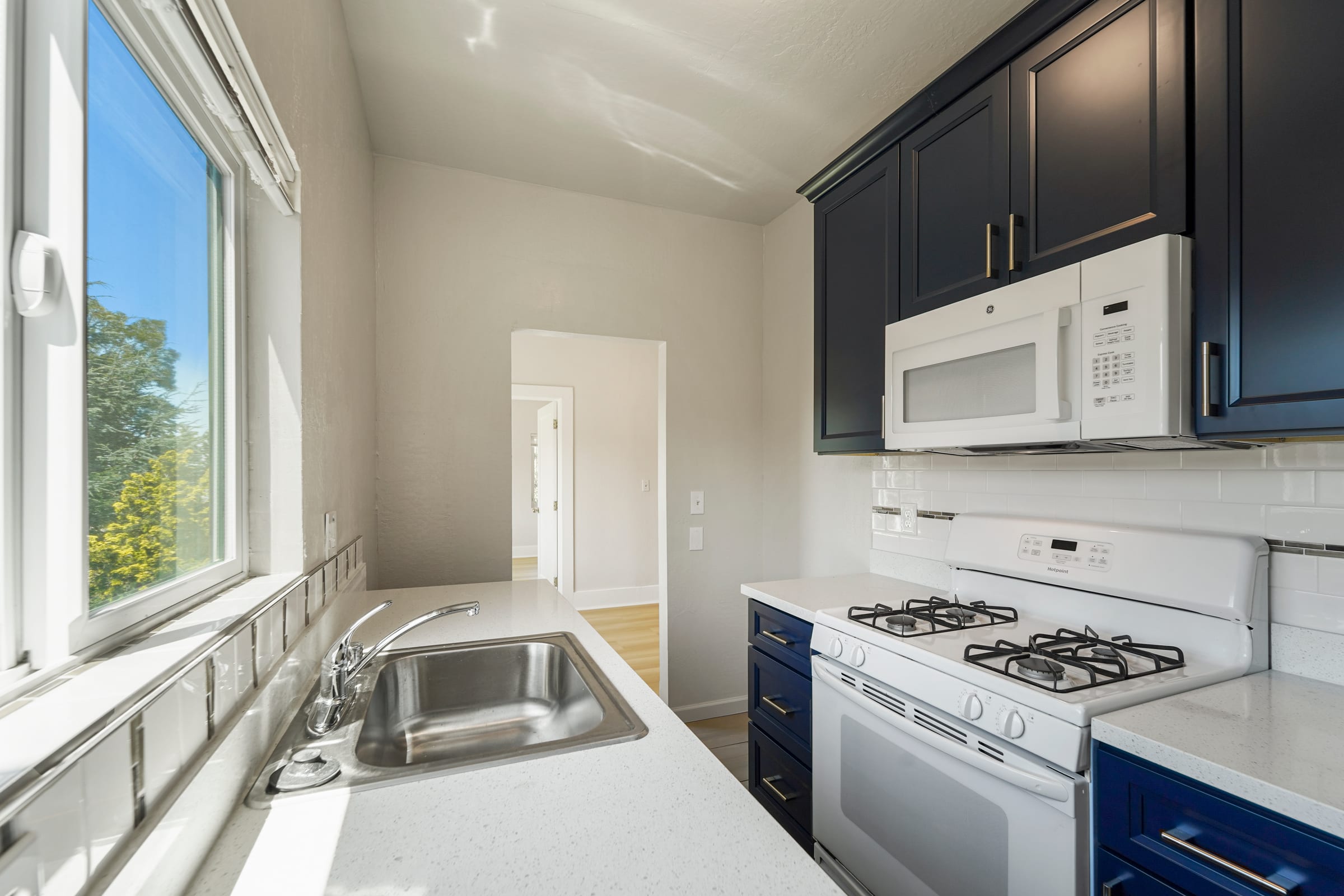 2620 Hillegass Ave #8 — photo 10