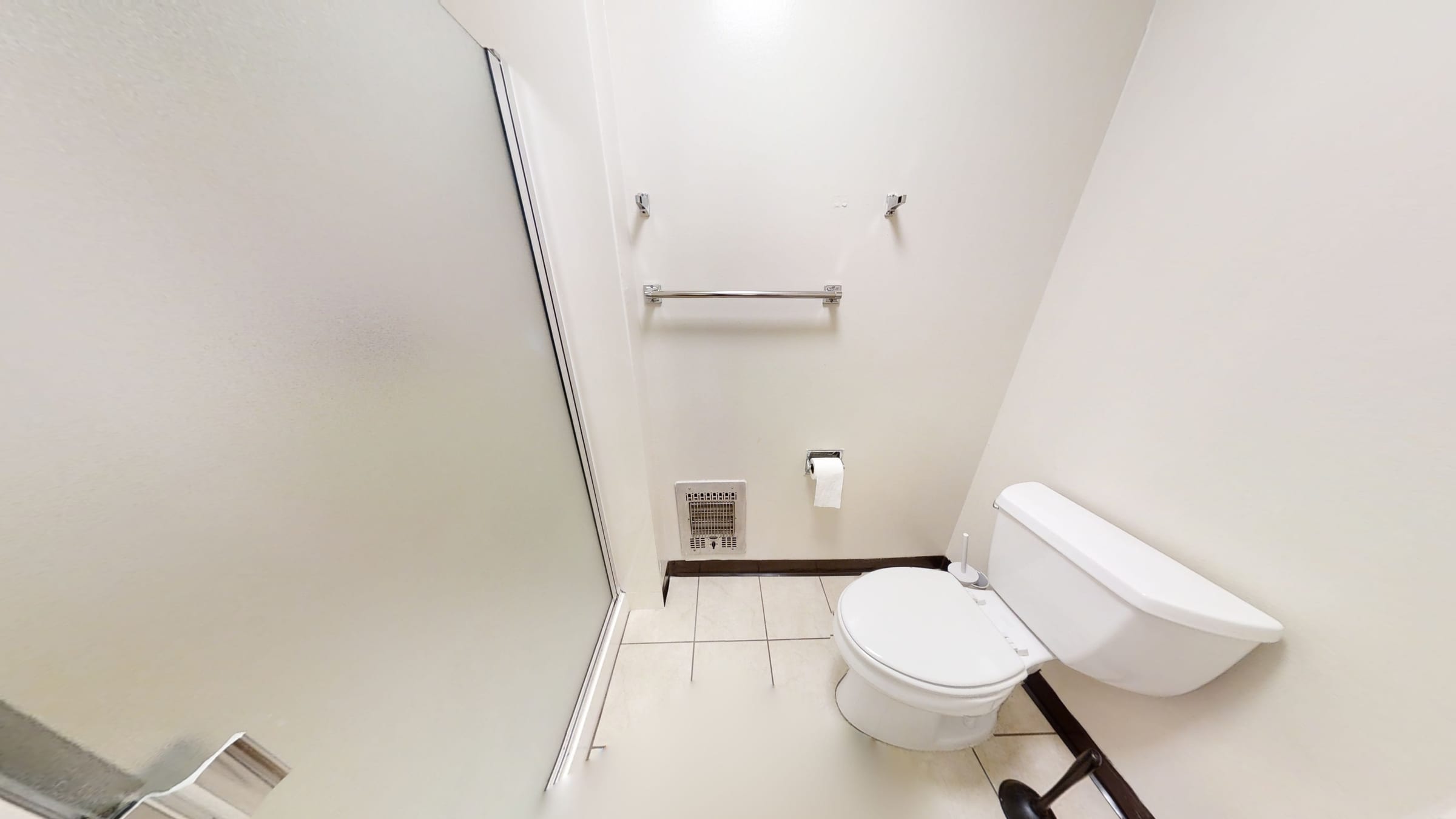 2546 Warring St #5 — photo 10