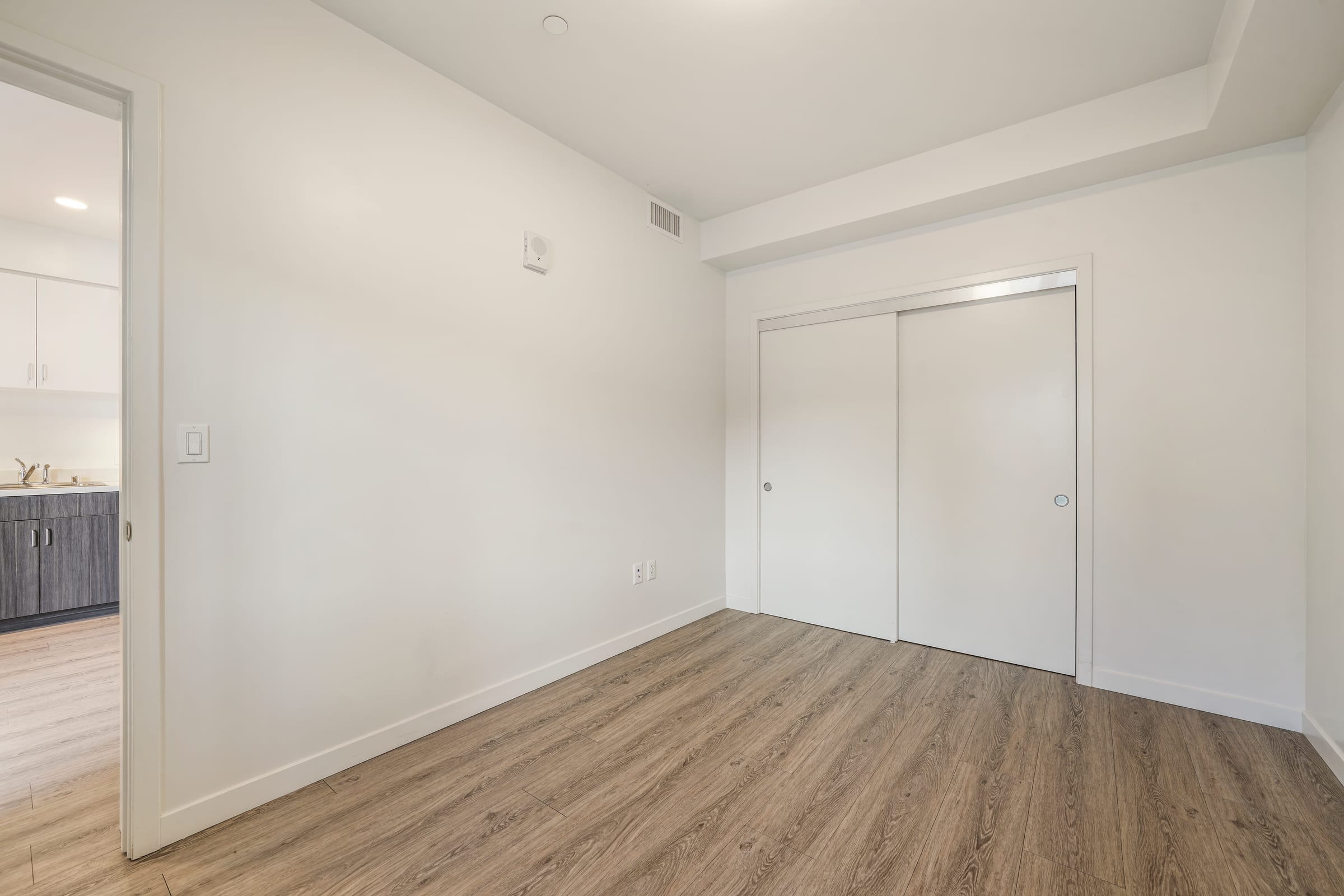 2124 Bancroft Way #504 — photo 6