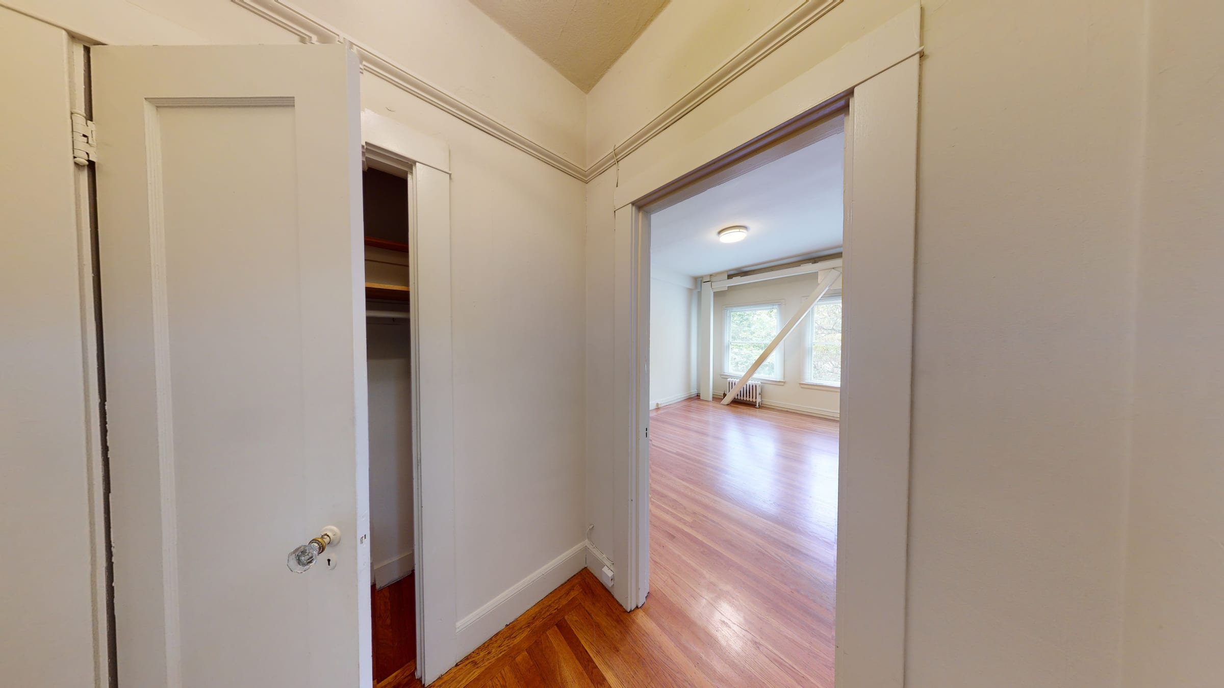 2322 Shattuck Ave #201 — photo 6