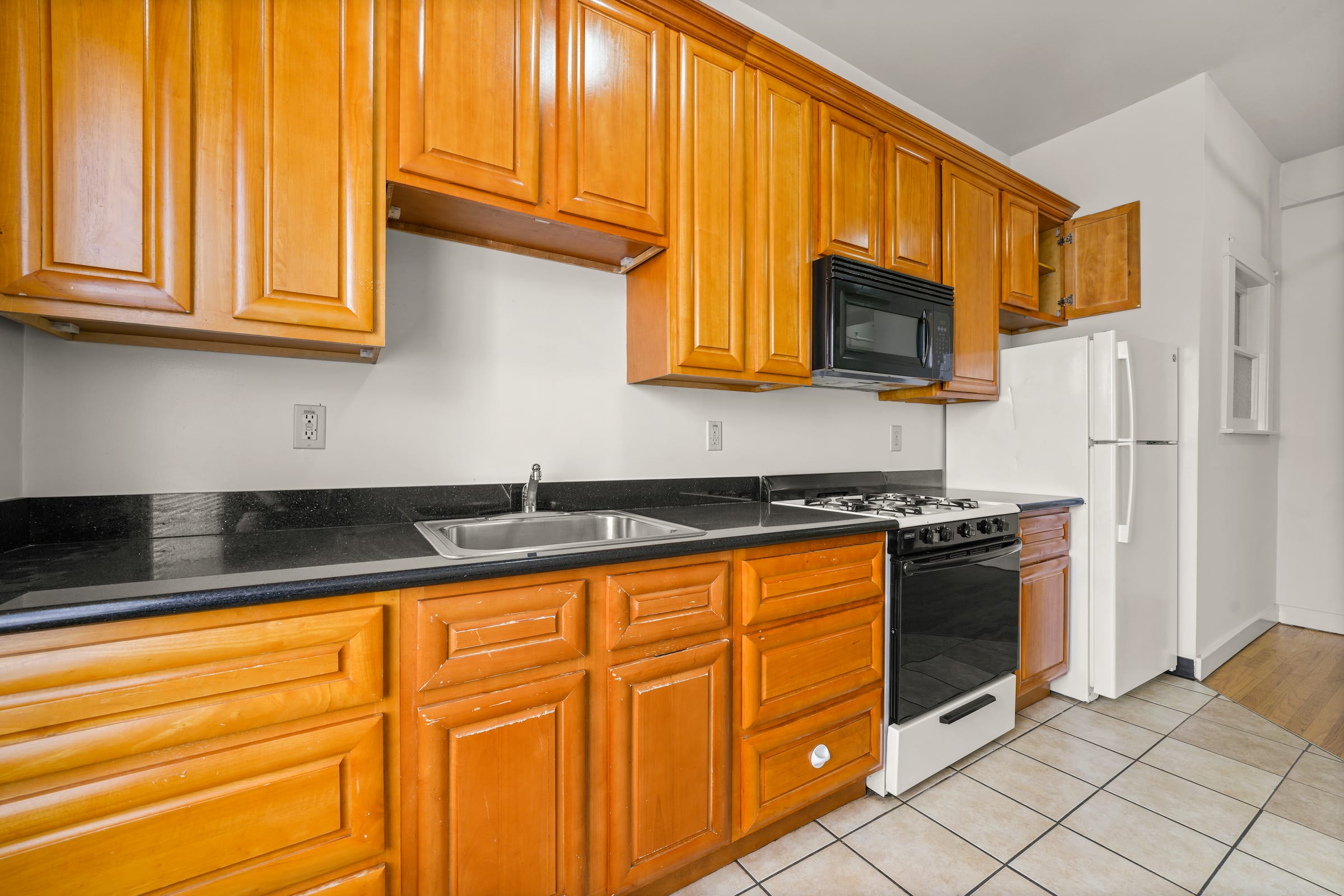 2322 Shattuck Ave #215 — photo 7