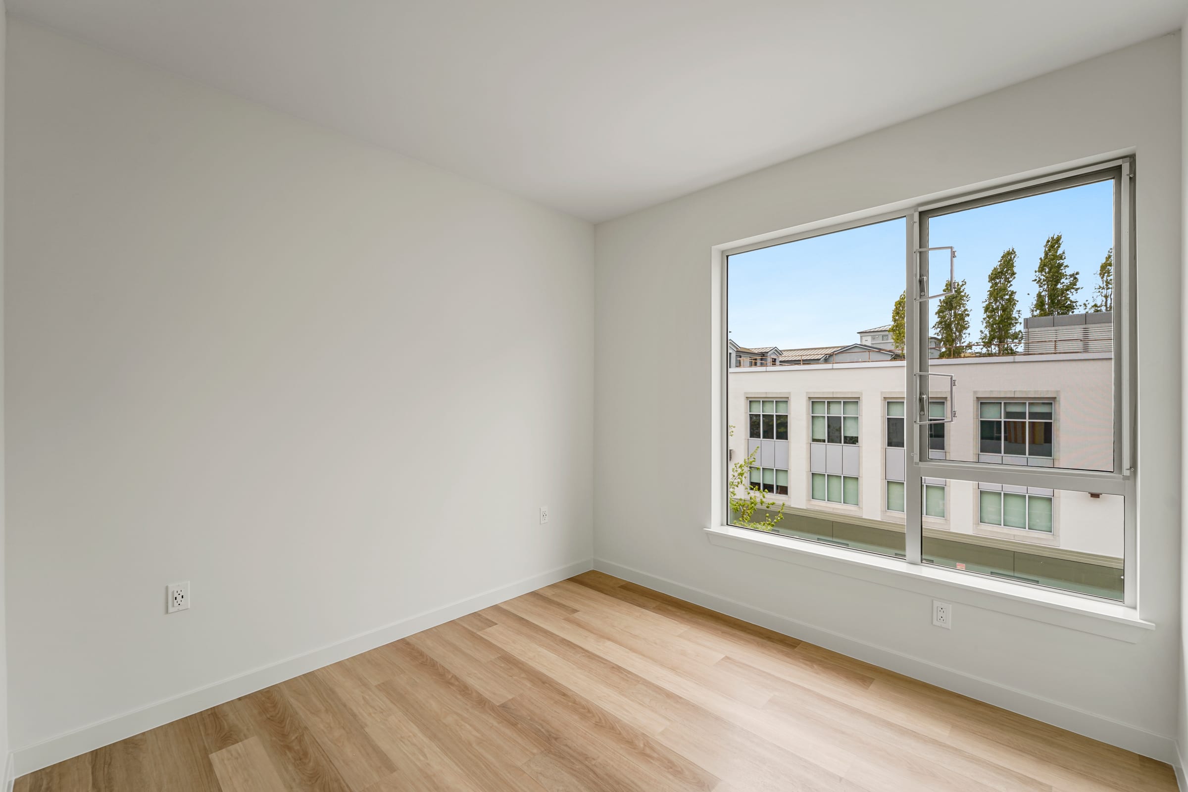 2028 Bancroft Way #406 — photo 11