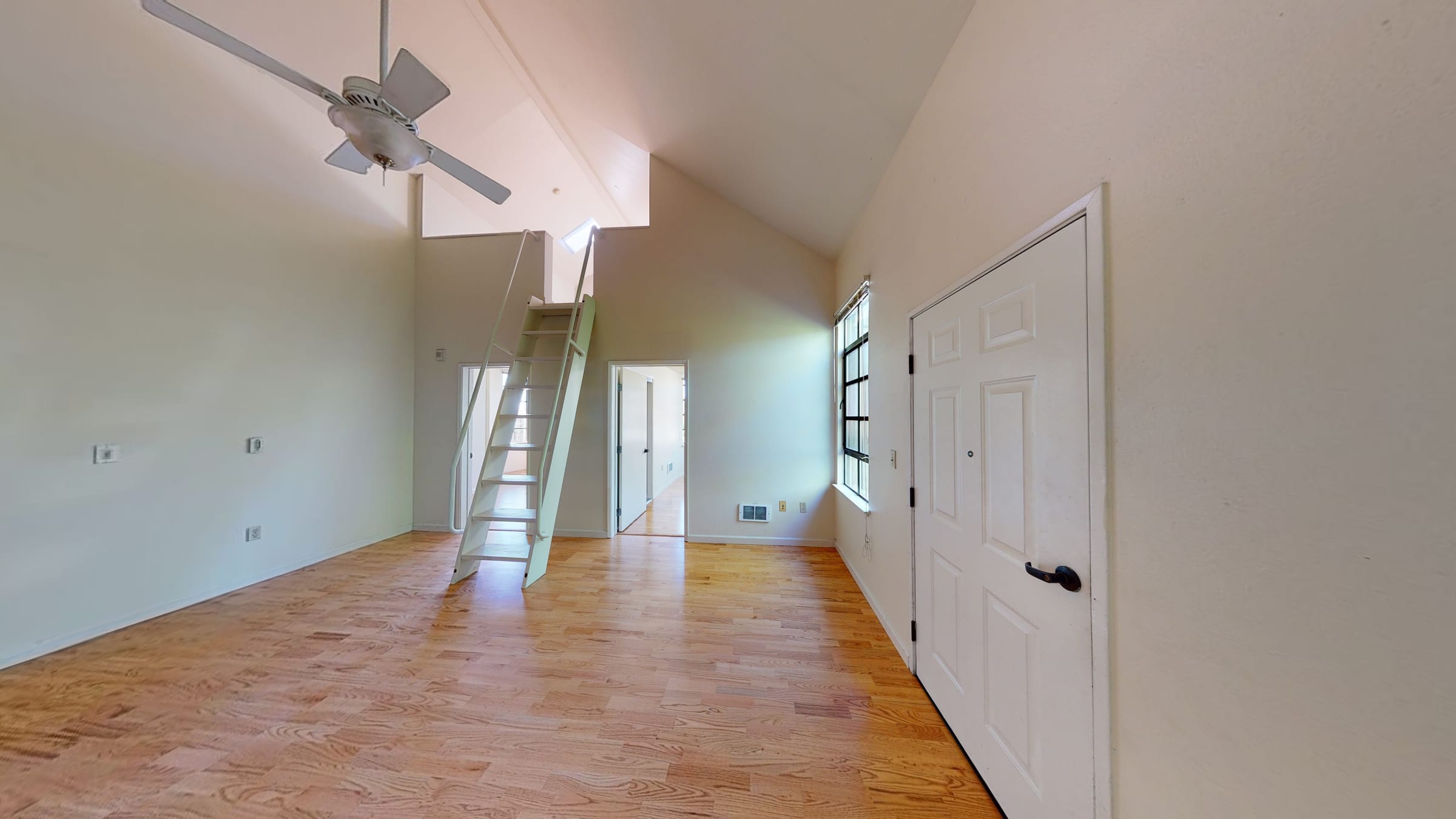 2616 Telegraph Ave #401 — photo 6