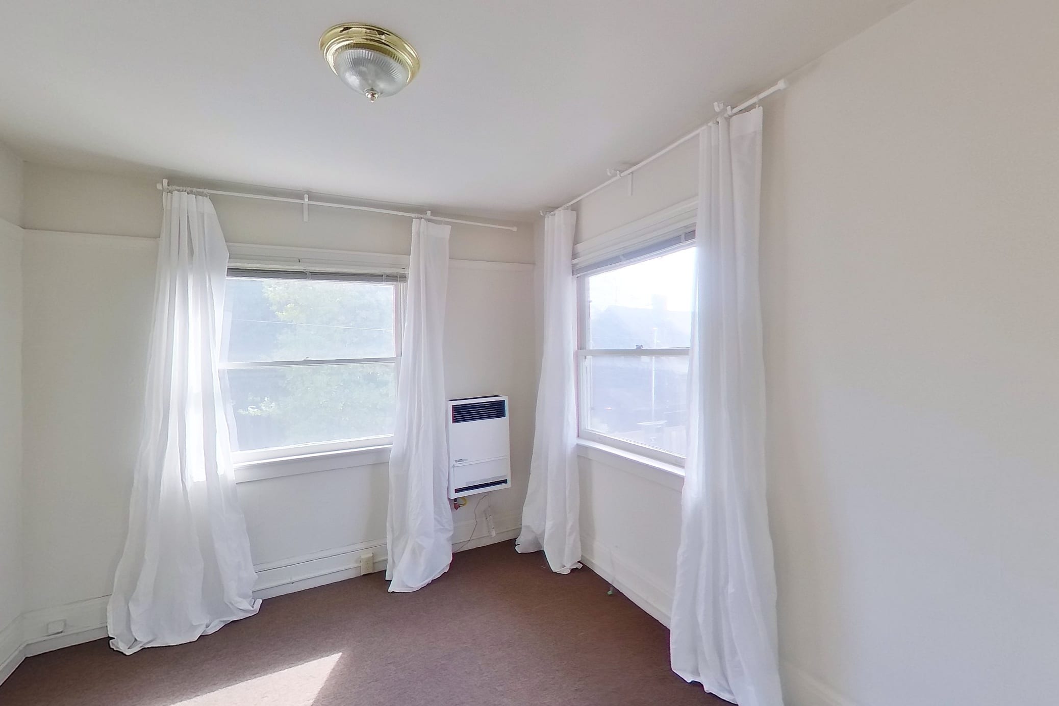 2545 Benvenue Ave #D — photo 12
