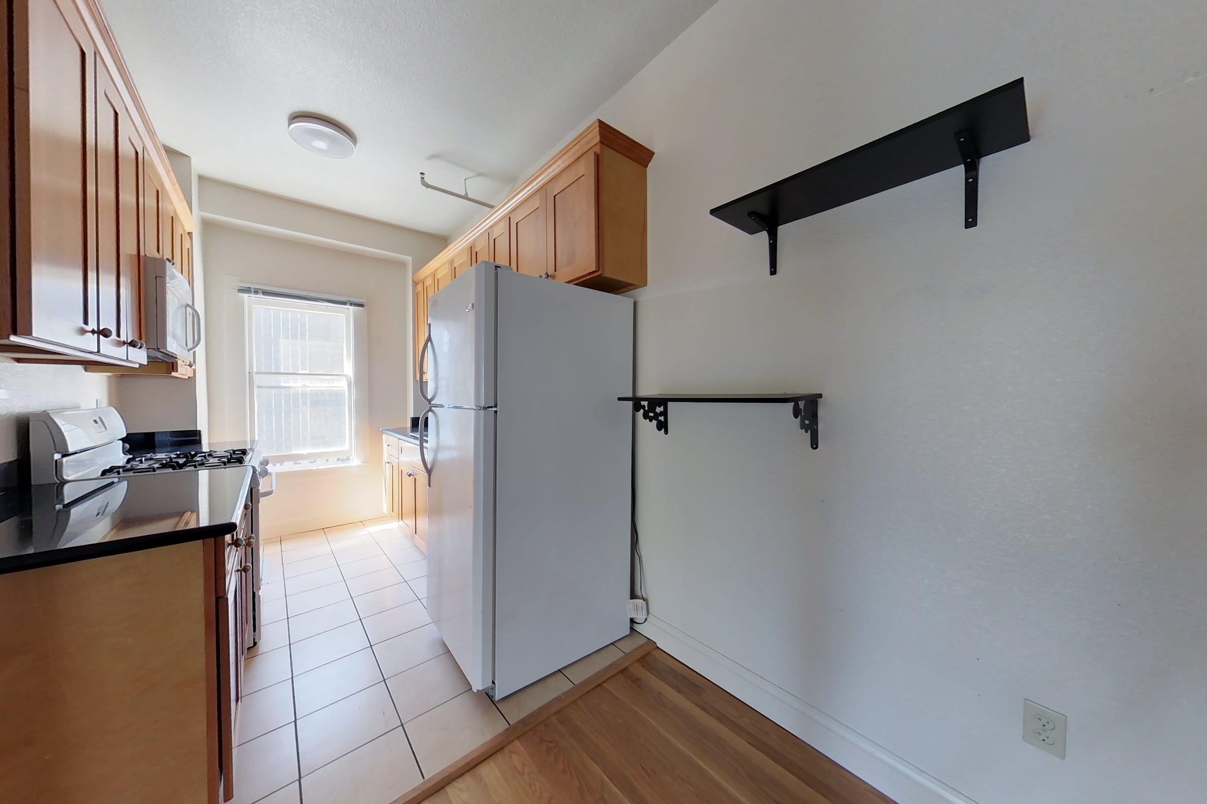 2322 Shattuck Ave #306 — photo 16