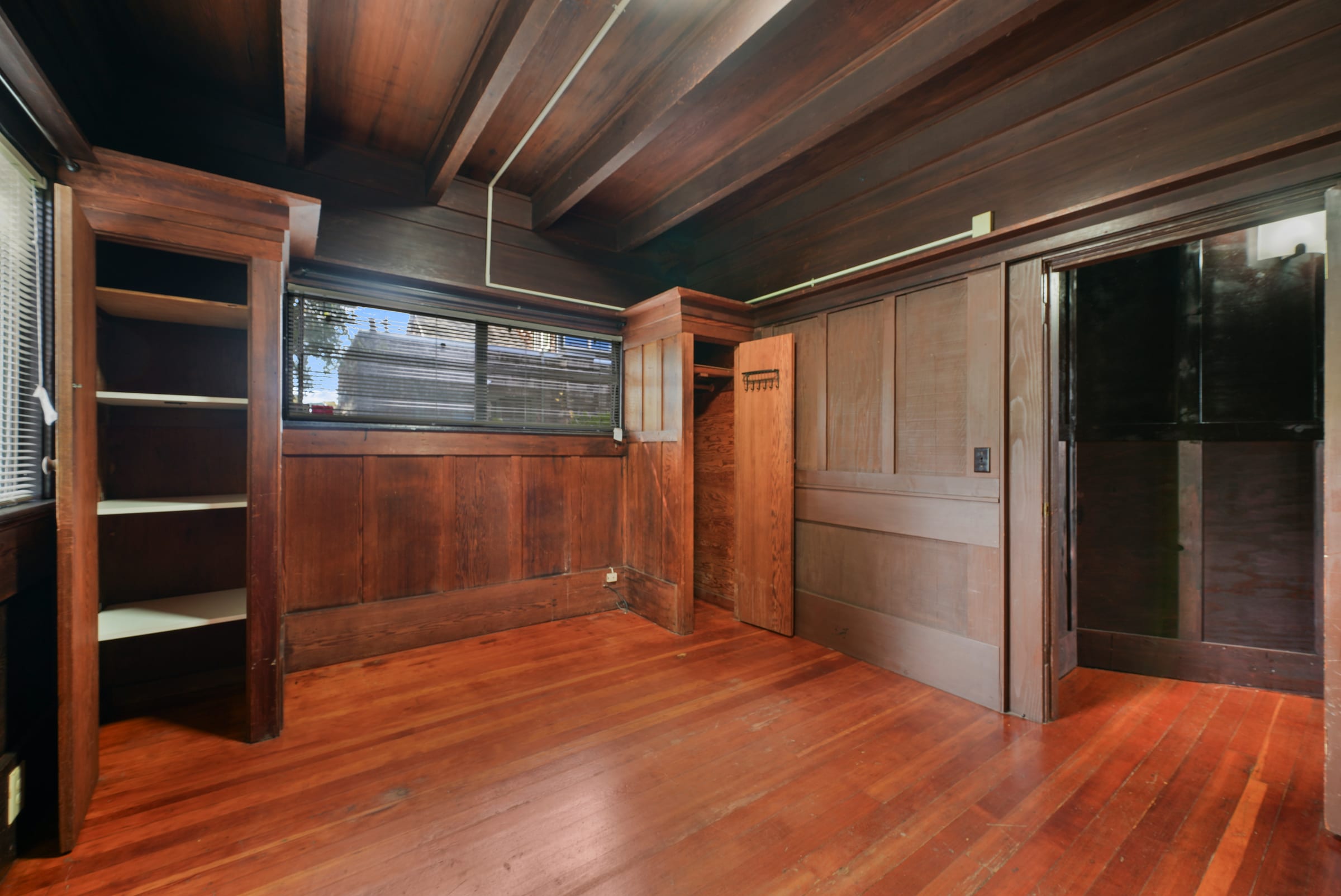2551 Benvenue Ave — photo 11