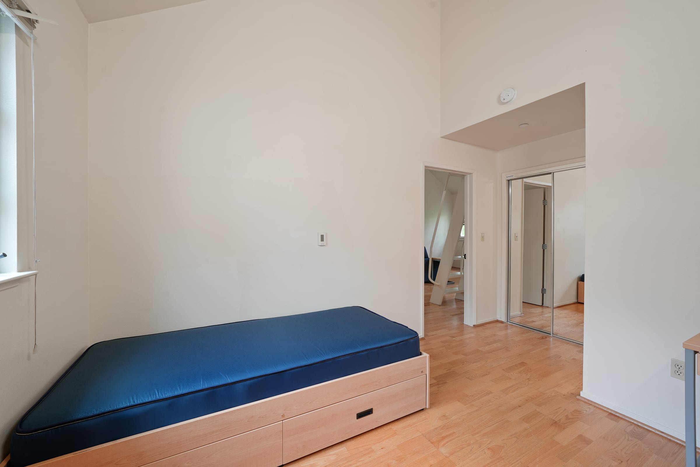 2616 Telegraph Ave #402 — photo 10