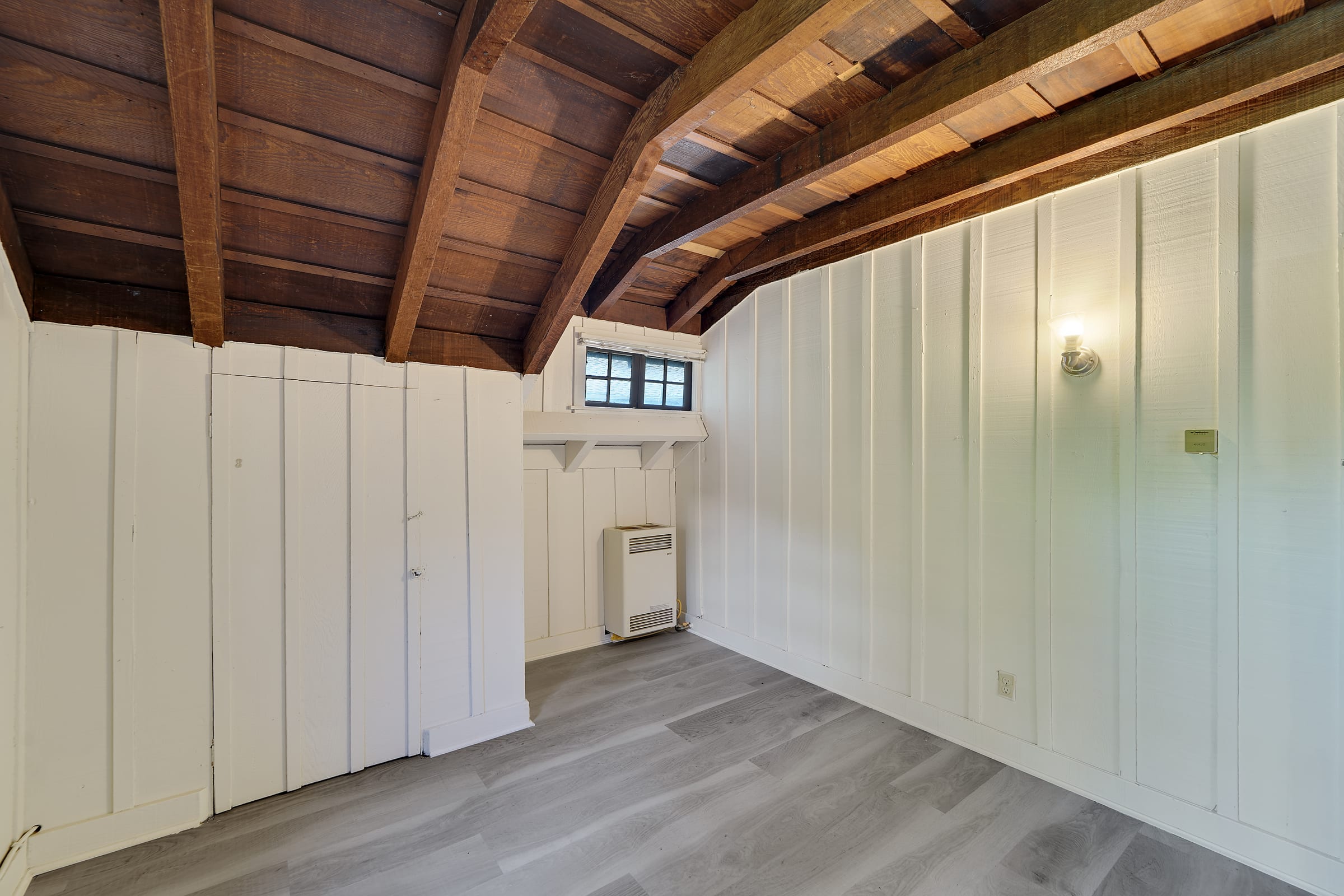 2551 Benvenue Ave #A — photo 9