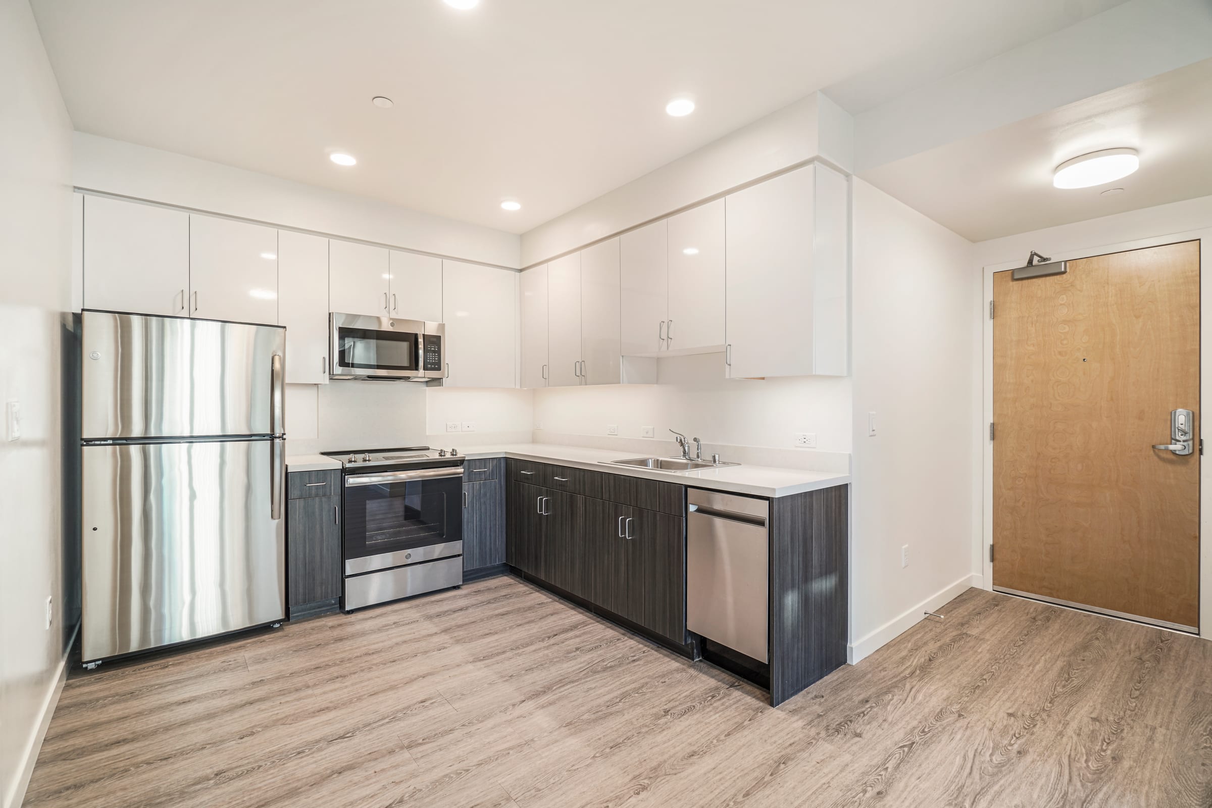 2124 Bancroft Way #201-D4 — photo 3