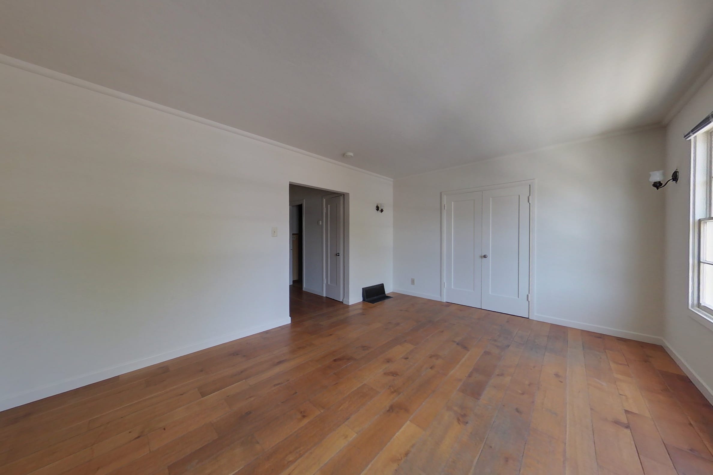 2412 Ellsworth St #12 — photo 10