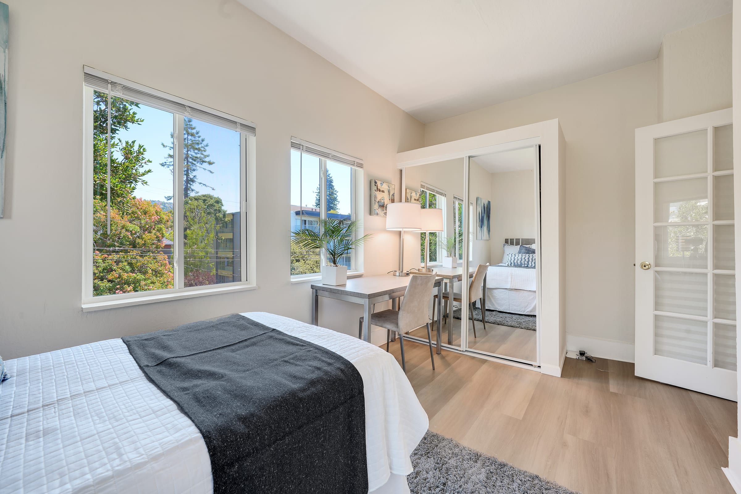 2620 Hillegass Ave #9 — photo 2