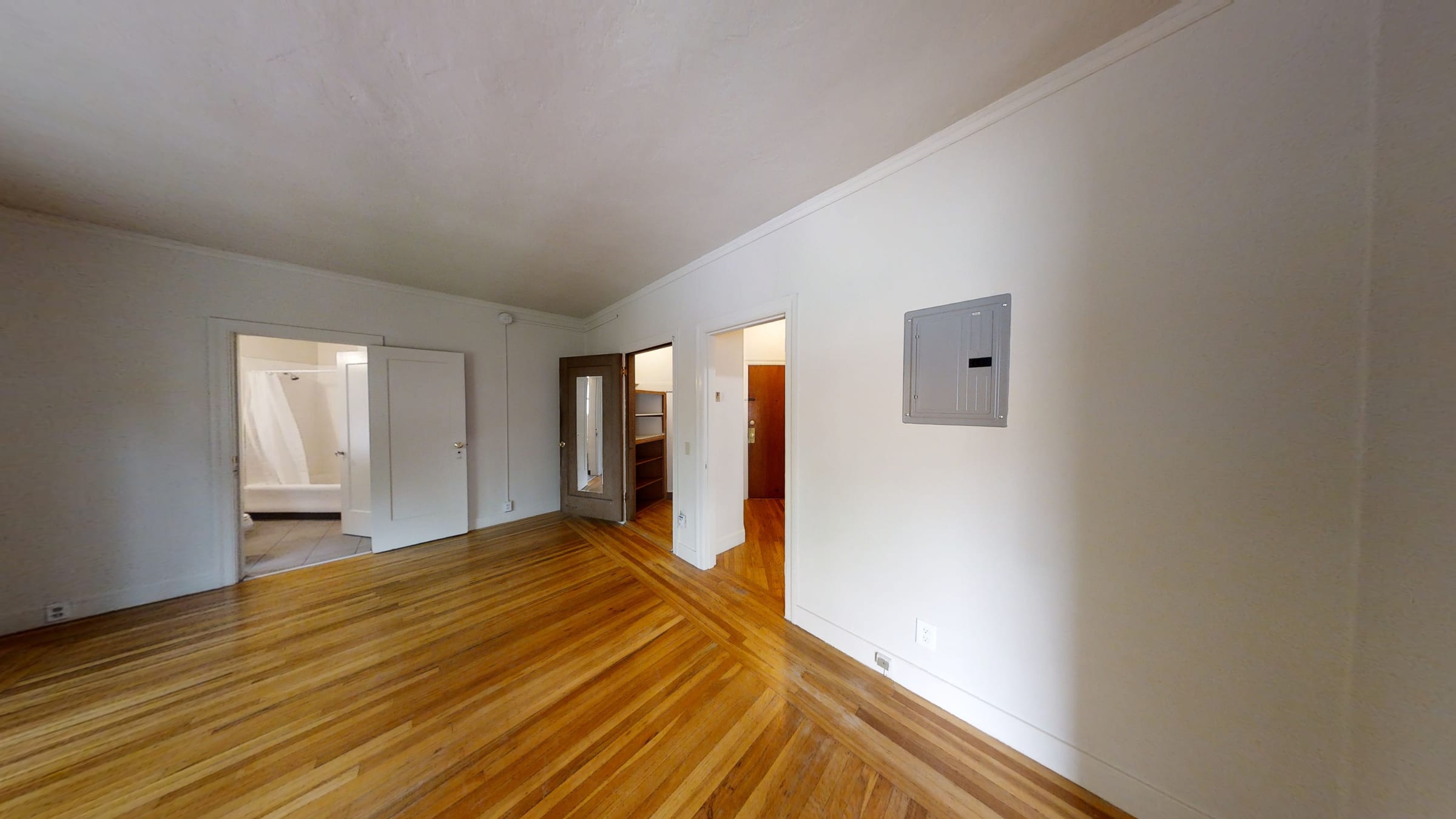 1799 Euclid Ave #1 — photo 4