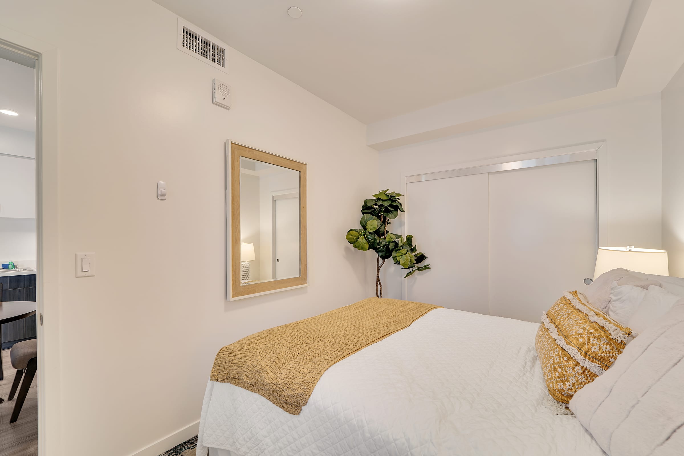 2124 Bancroft Way #406 — photo 9