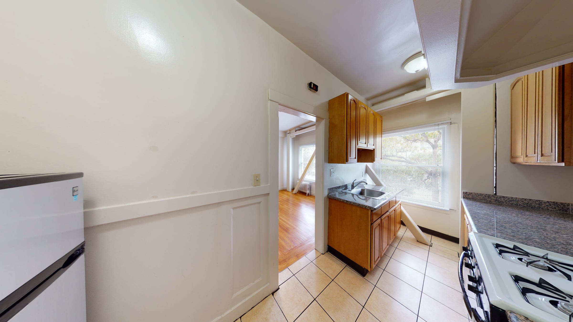 2322 Shattuck Ave #201 — photo 7