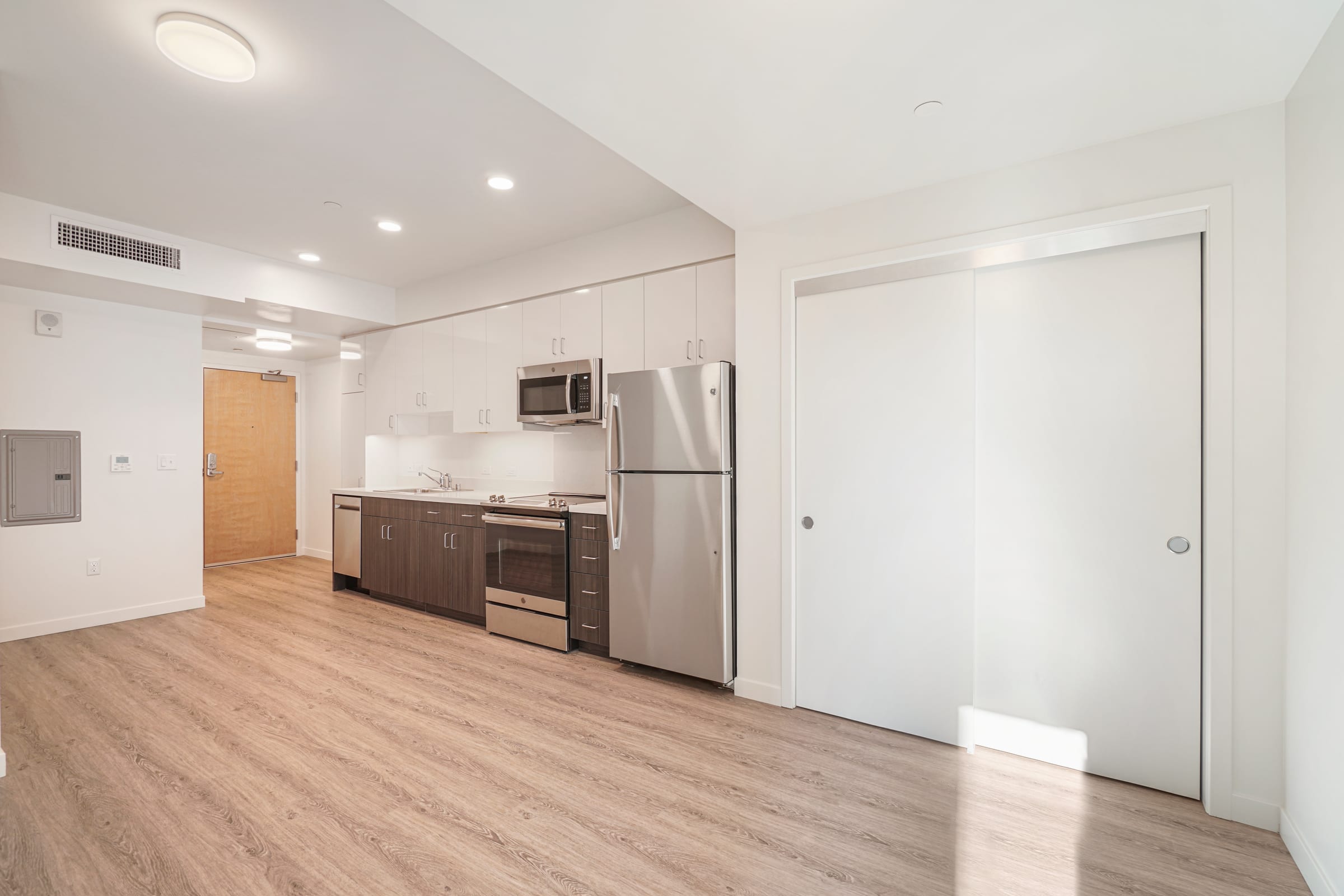 2124 Bancroft Way #203-B3 — photo 8