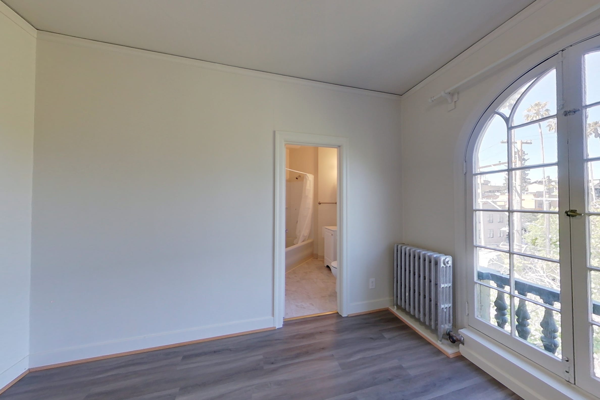 1799 Euclid Ave #29 — photo 5