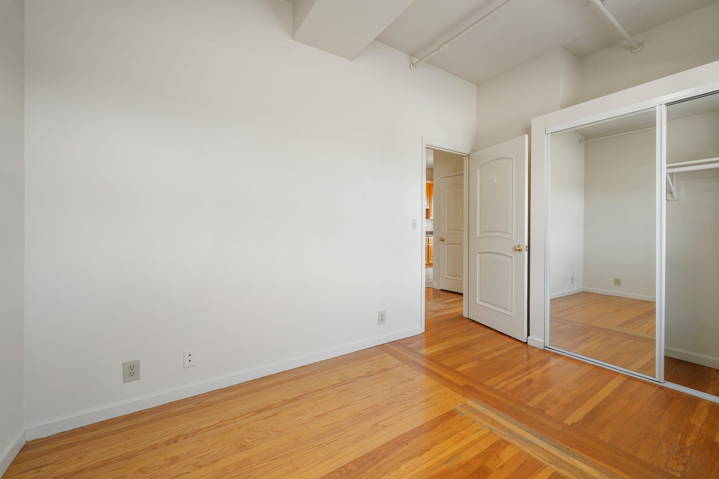 2322 Shattuck Ave #208 — photo 11