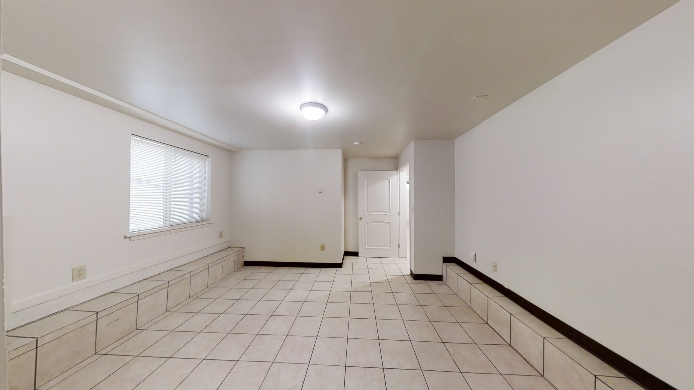 2817 Hillegass Ave — photo 23