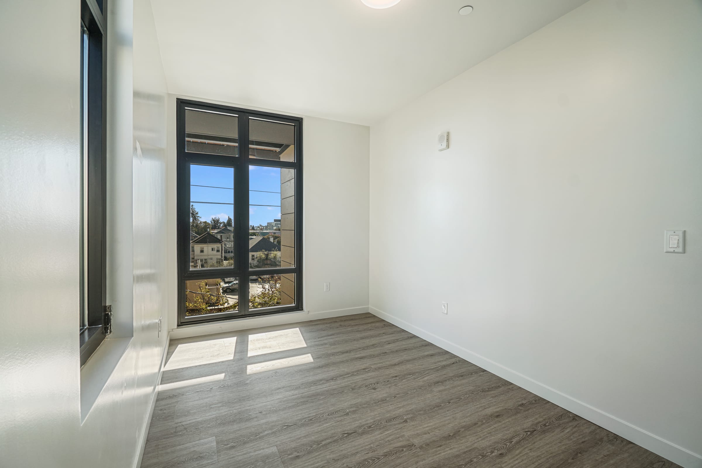 2124 Bancroft Way #410-D2 — photo 15