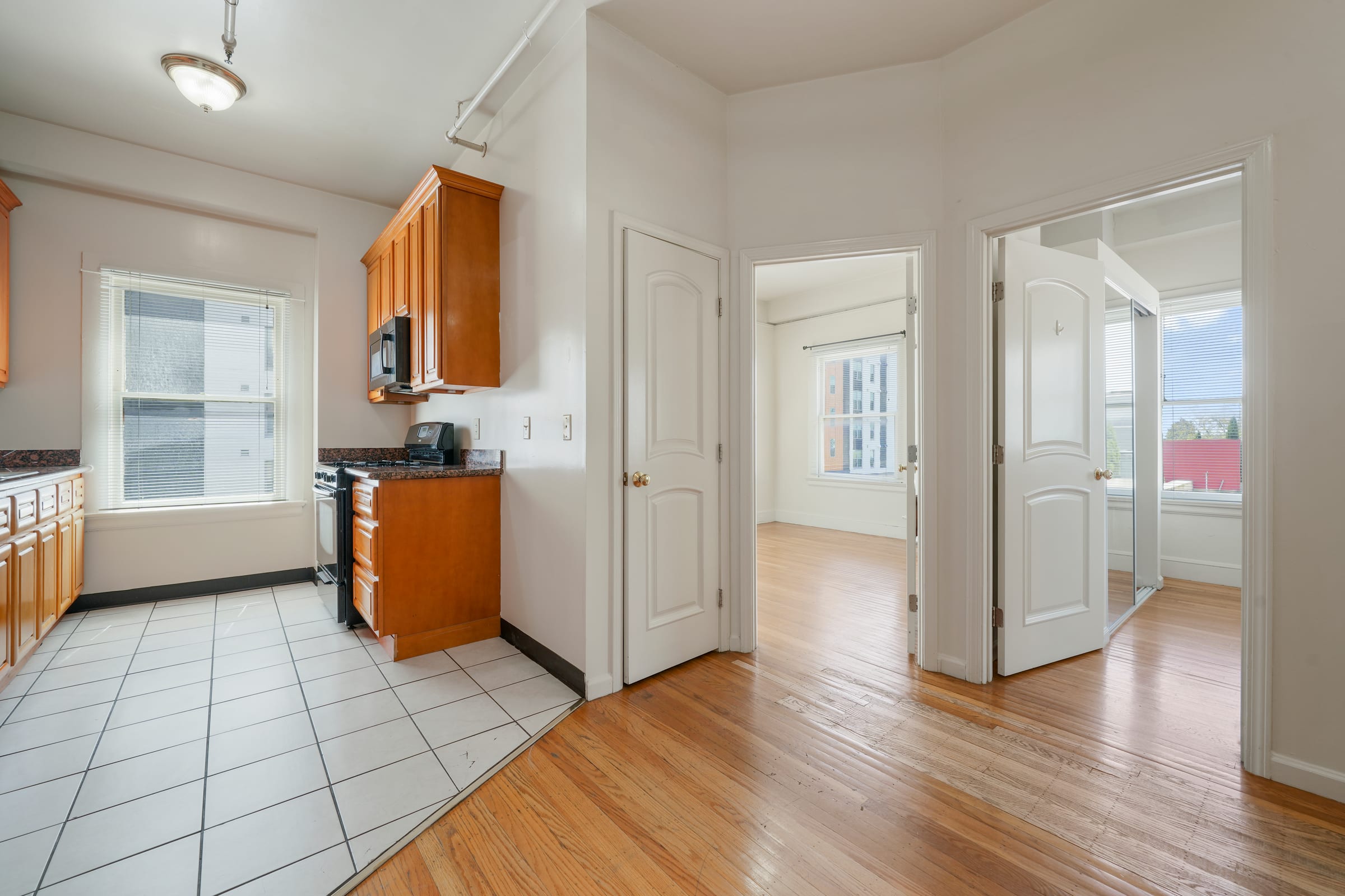 2322 Shattuck Ave #208 — photo 4