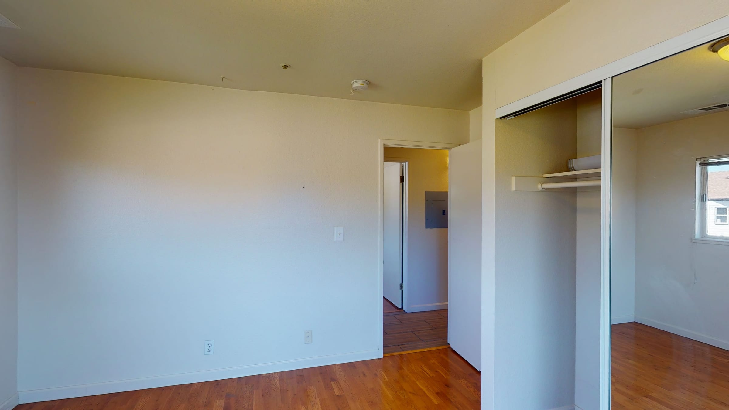 3111 Telegraph Ave #E — photo 9