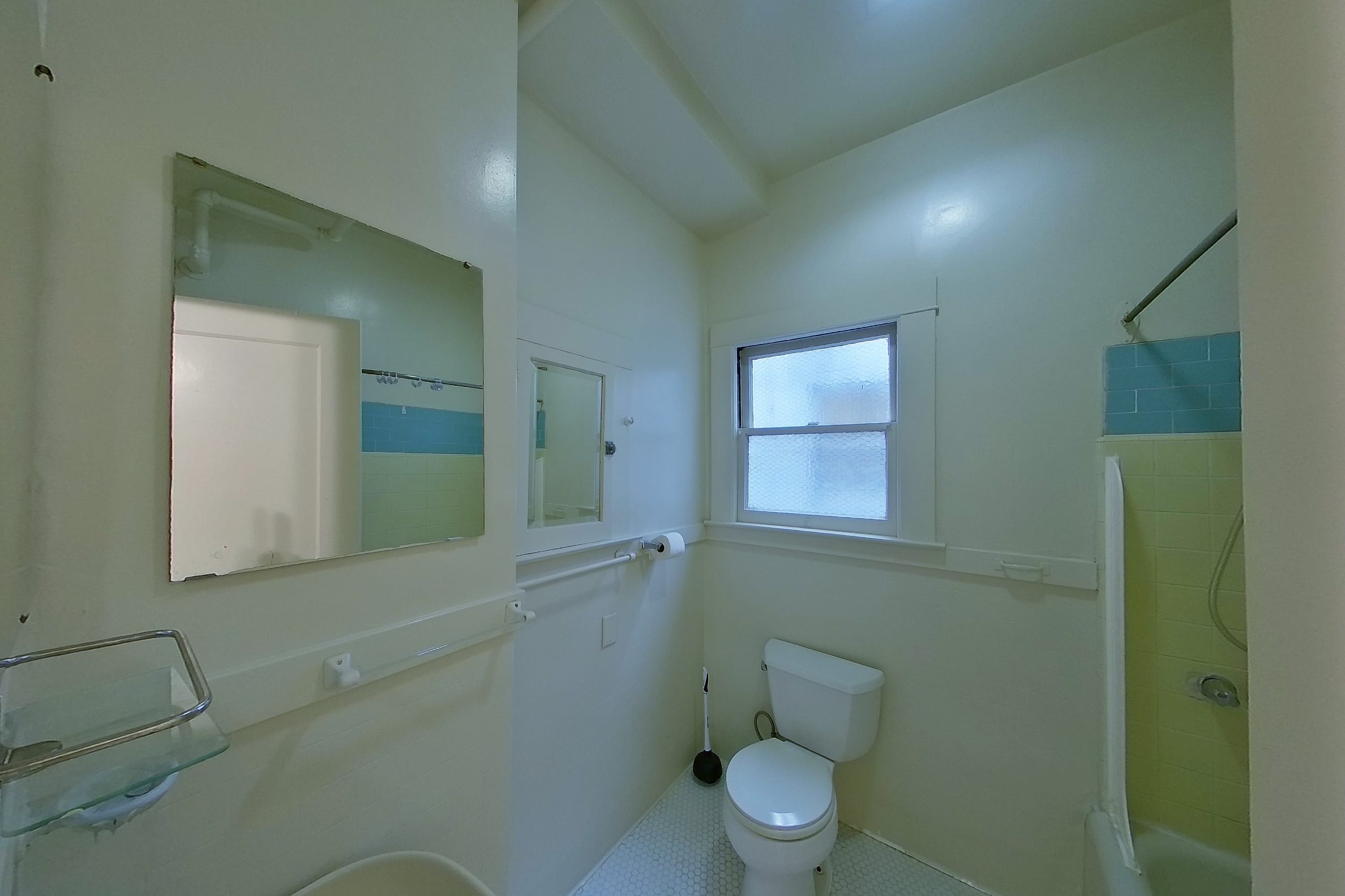 2322 Shattuck Ave #415 — photo 16