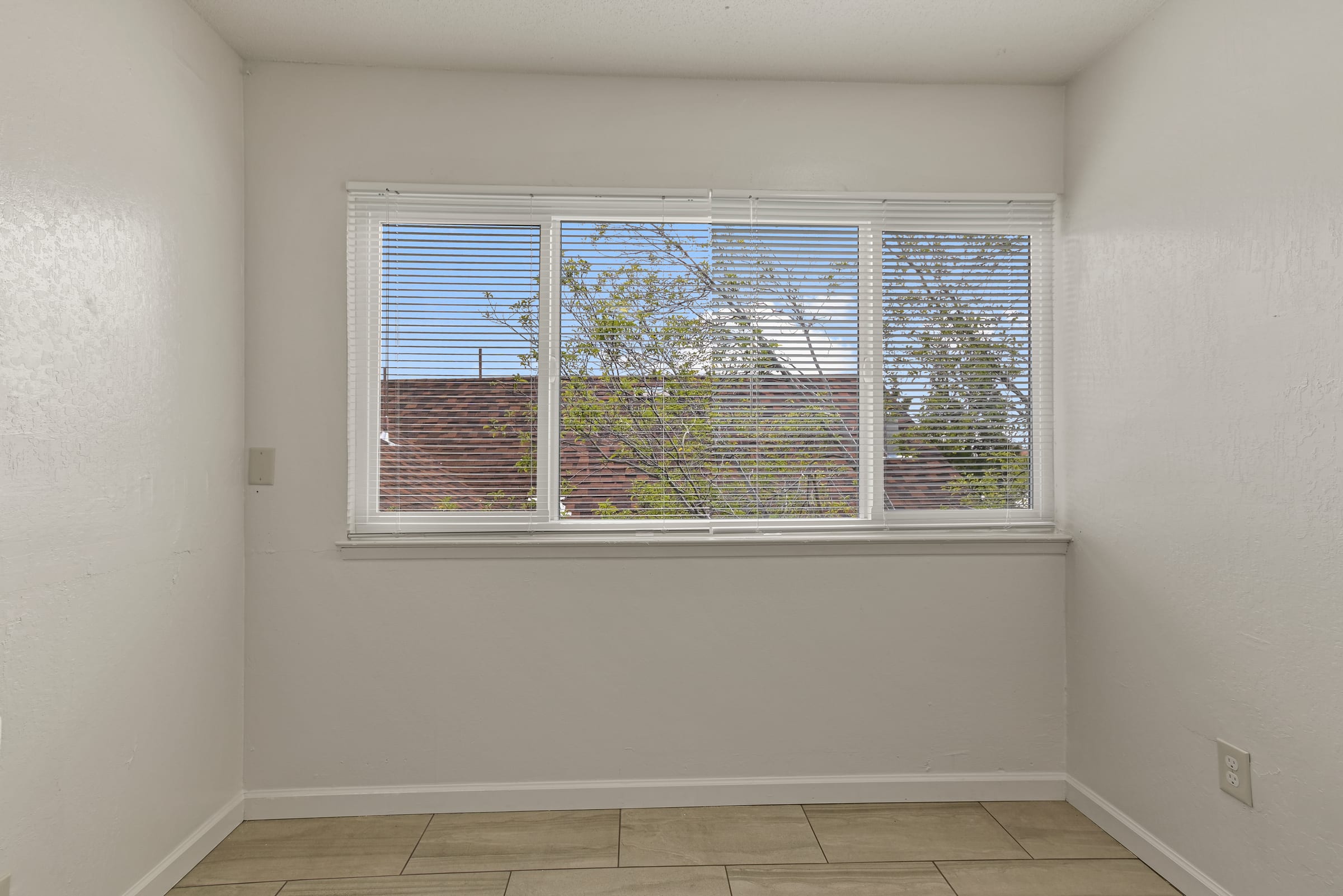 2610 Regent St. #302 — photo 5