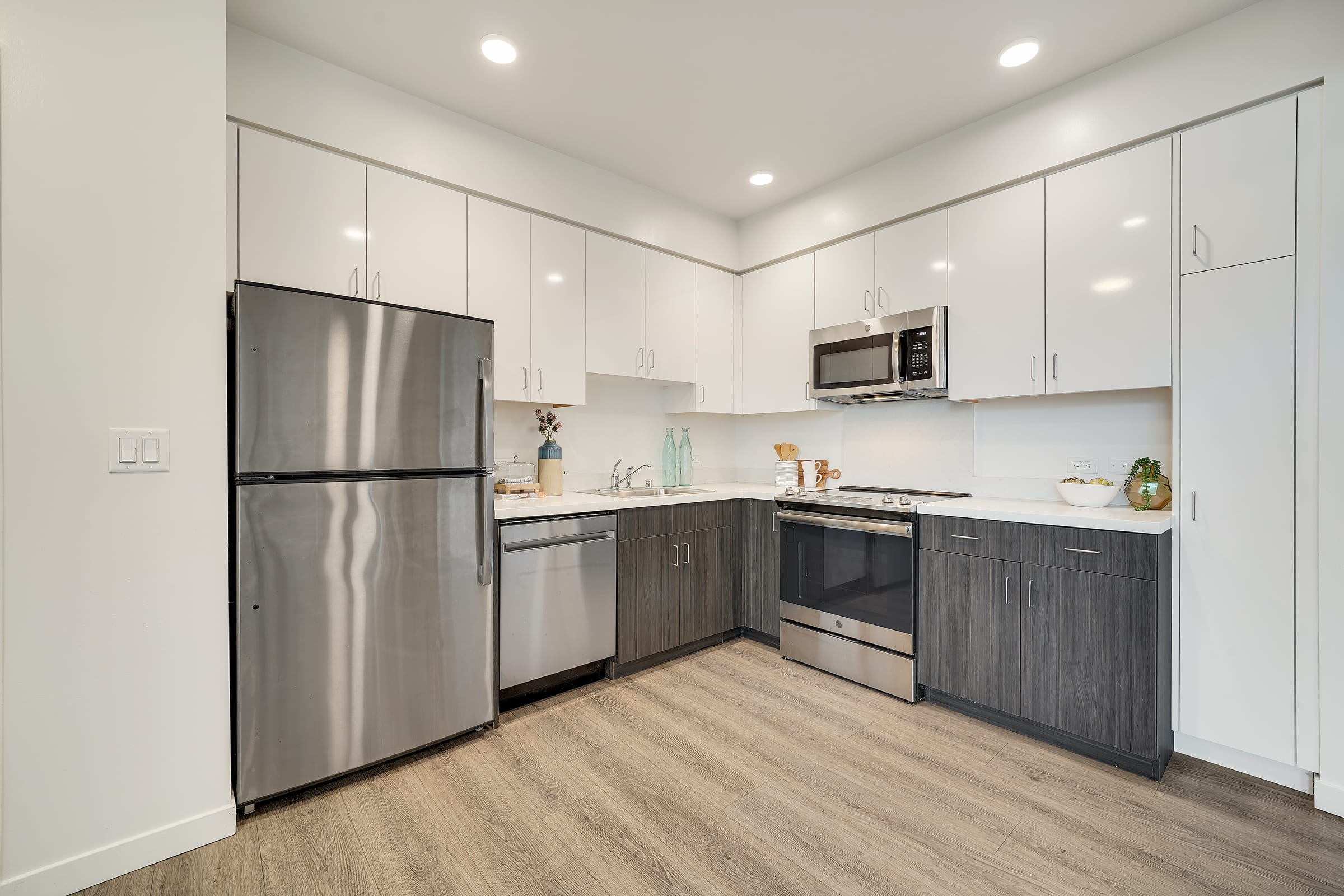 2124 Bancroft Way #310 — photo 4