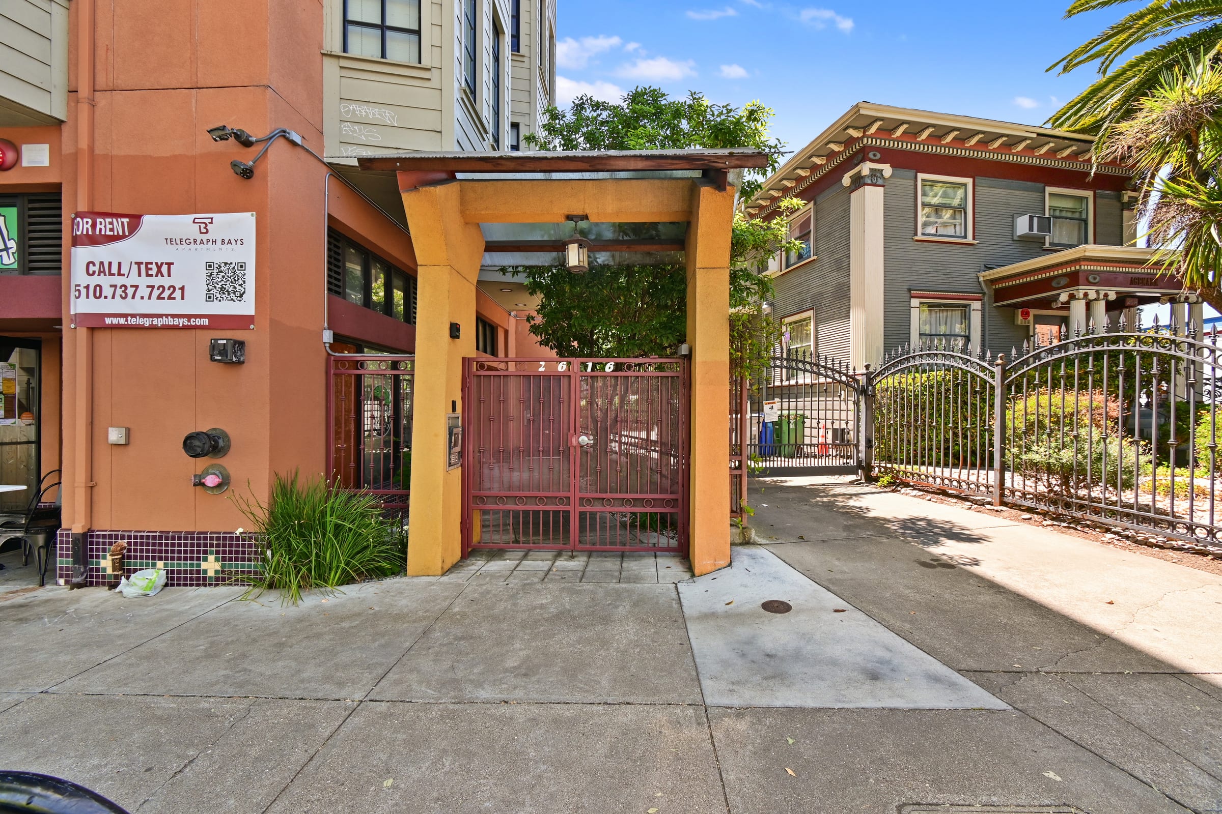 2616 Telegraph Ave #406 — photo 30
