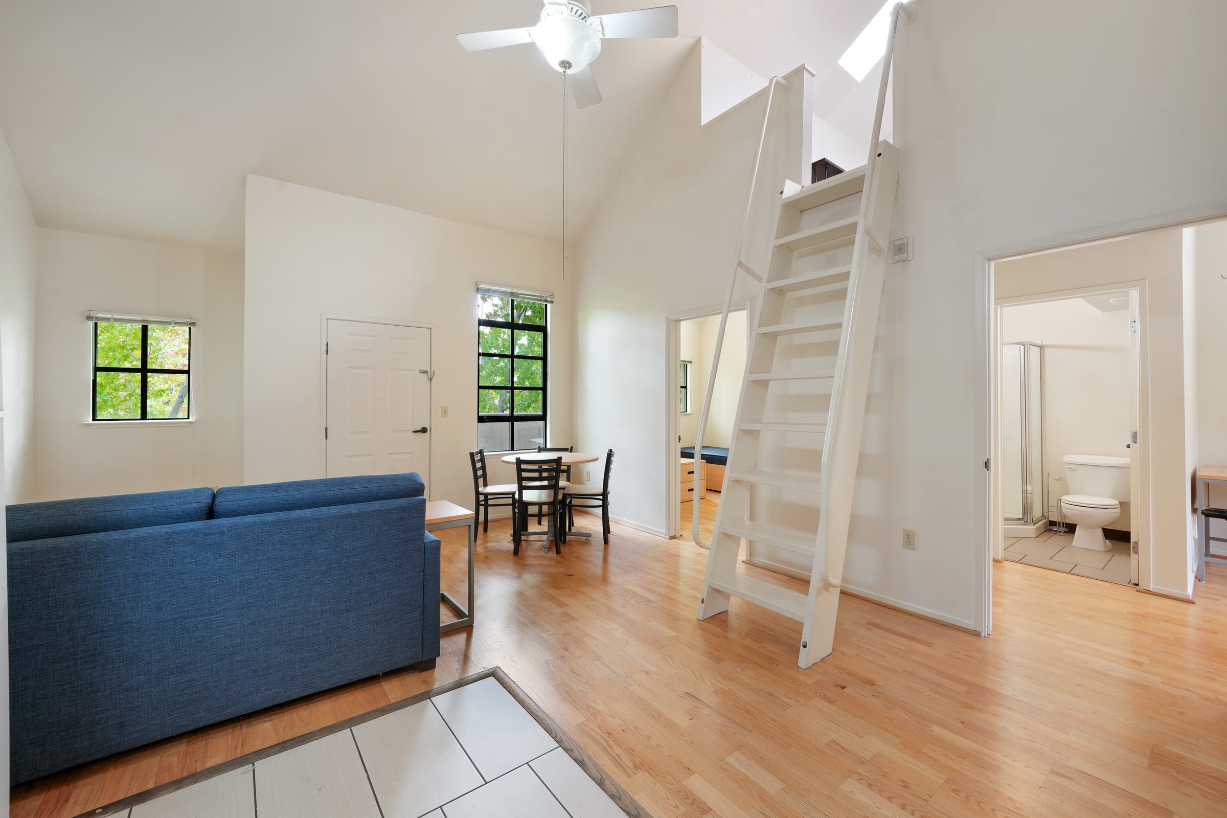2616 Telegraph Ave #402 — photo 4