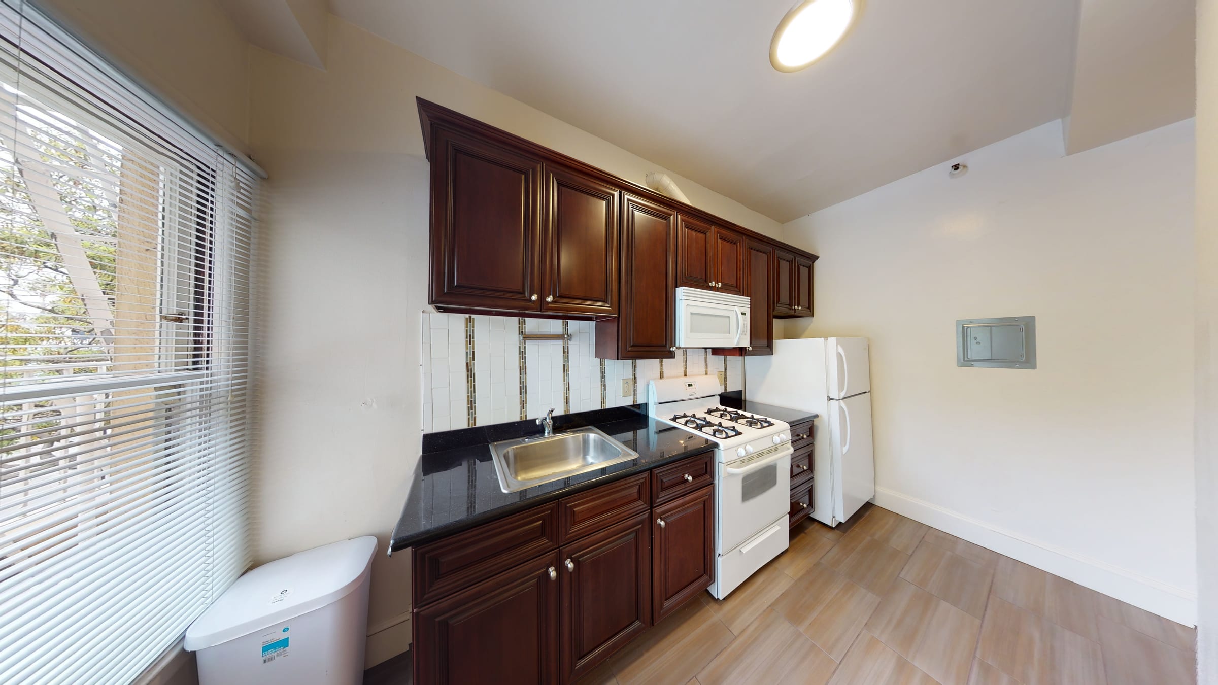 2322 Shattuck Ave #202 — photo 4