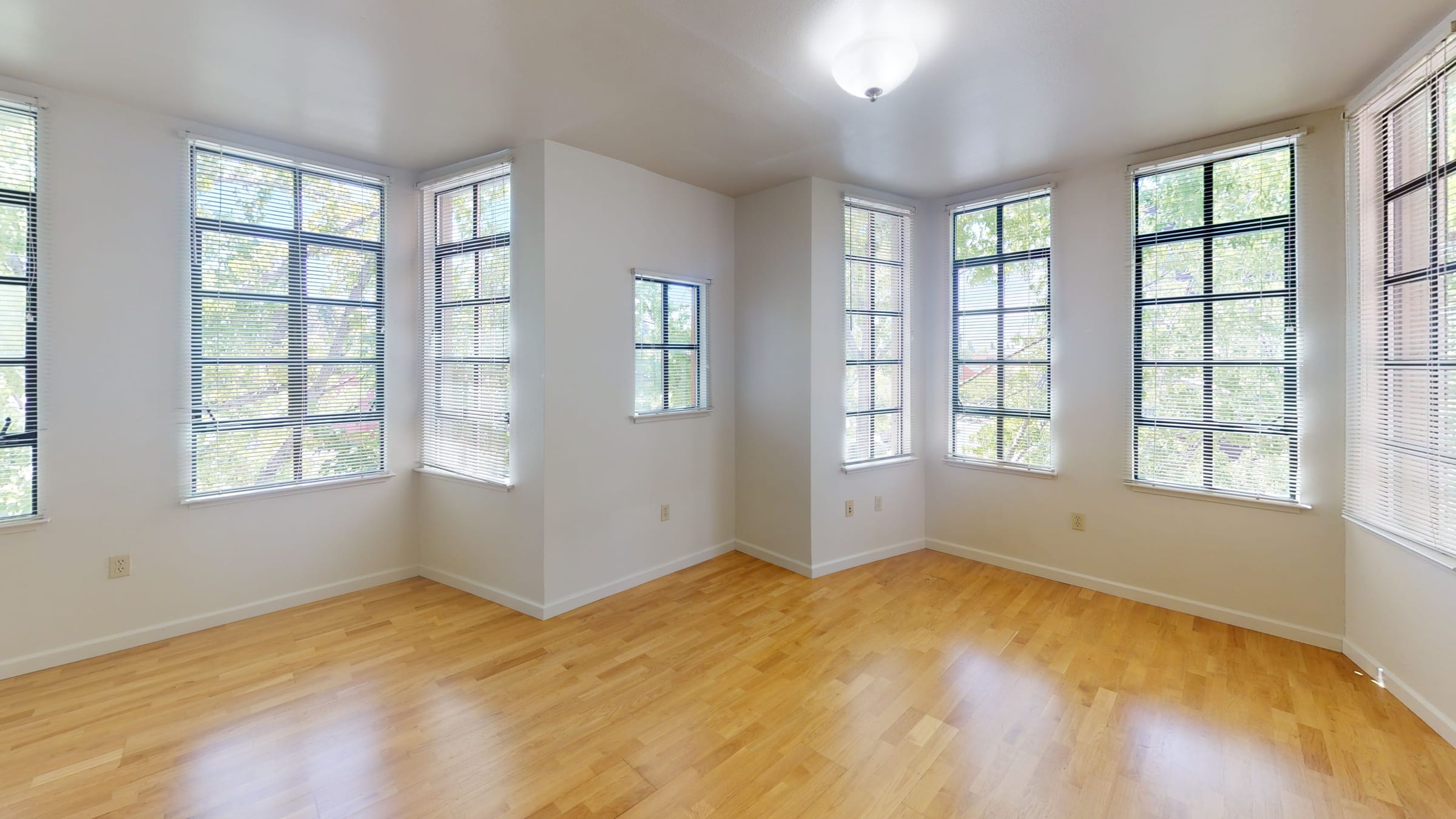 2616 Telegraph Ave #307 — photo 20