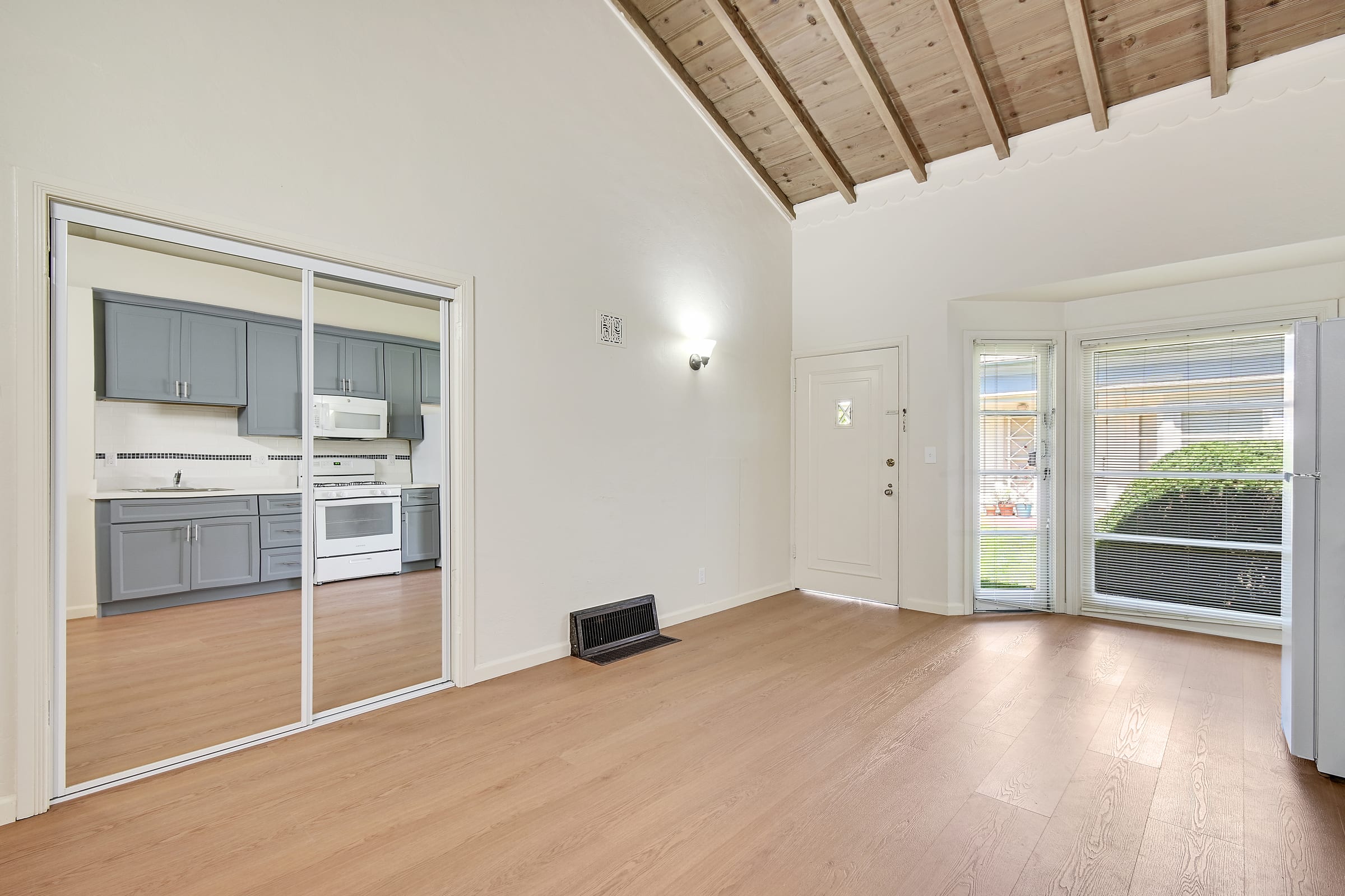 2412 Ellsworth St #1 — photo 3
