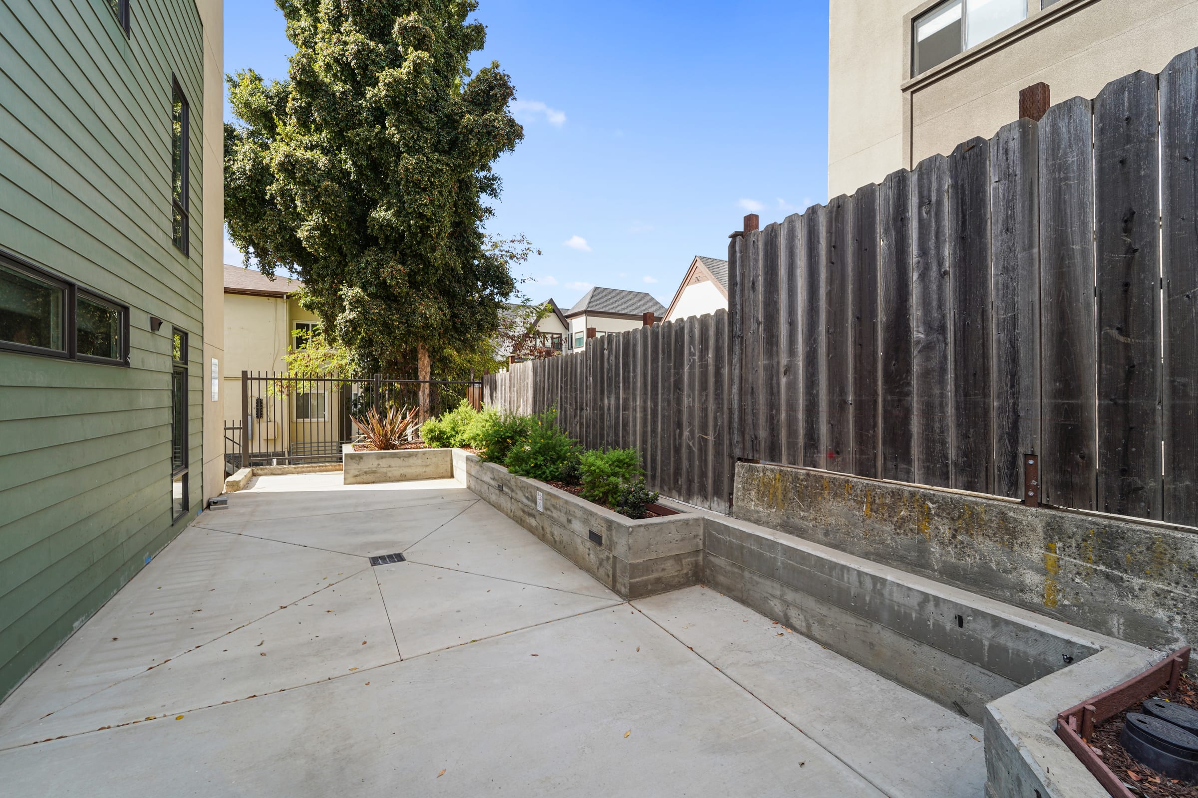 2811 Channing Way — photo 8