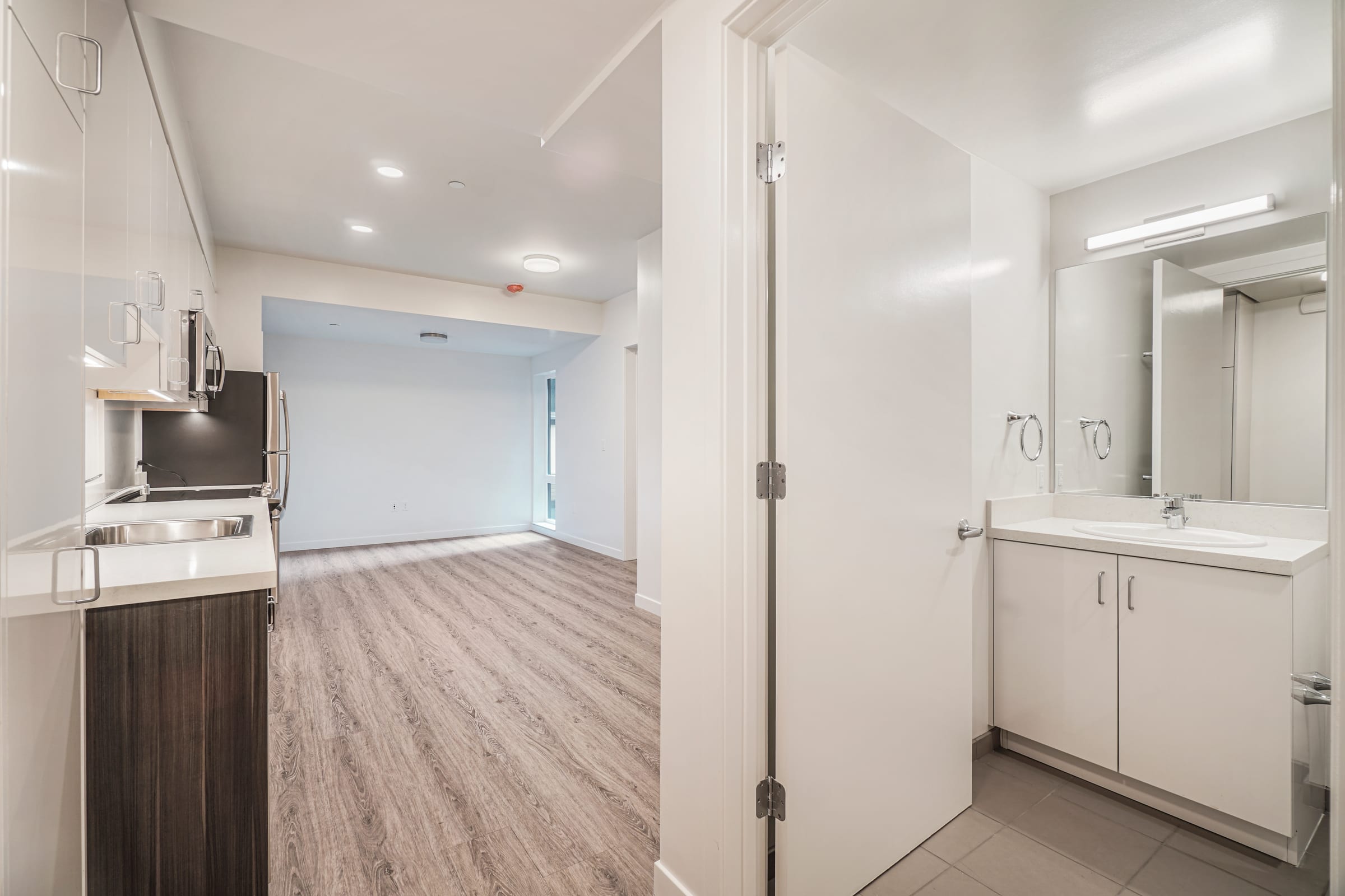2124 Bancroft Way #305-B2 — photo 3