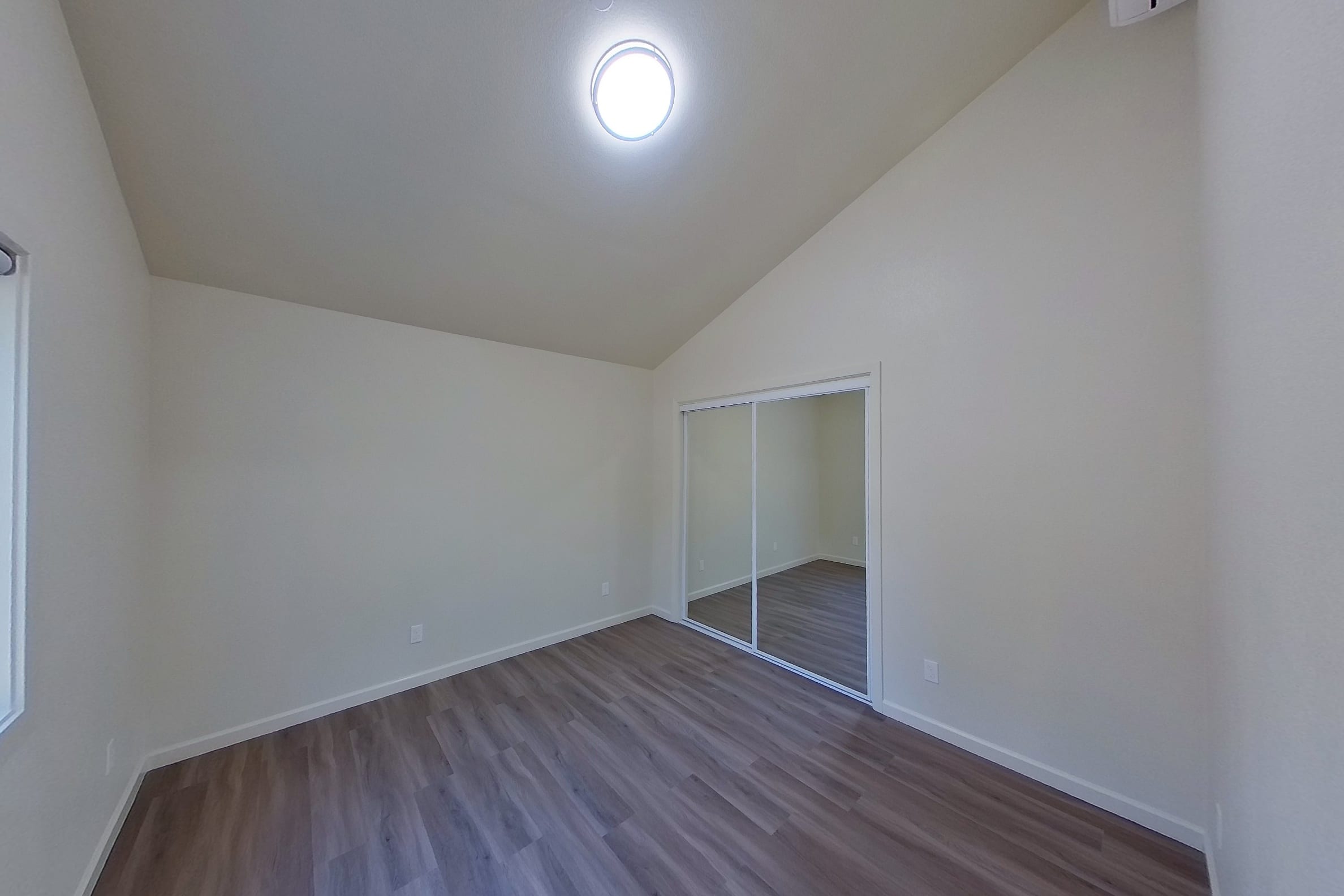 2543 Piedmont Ave #2 — photo 6