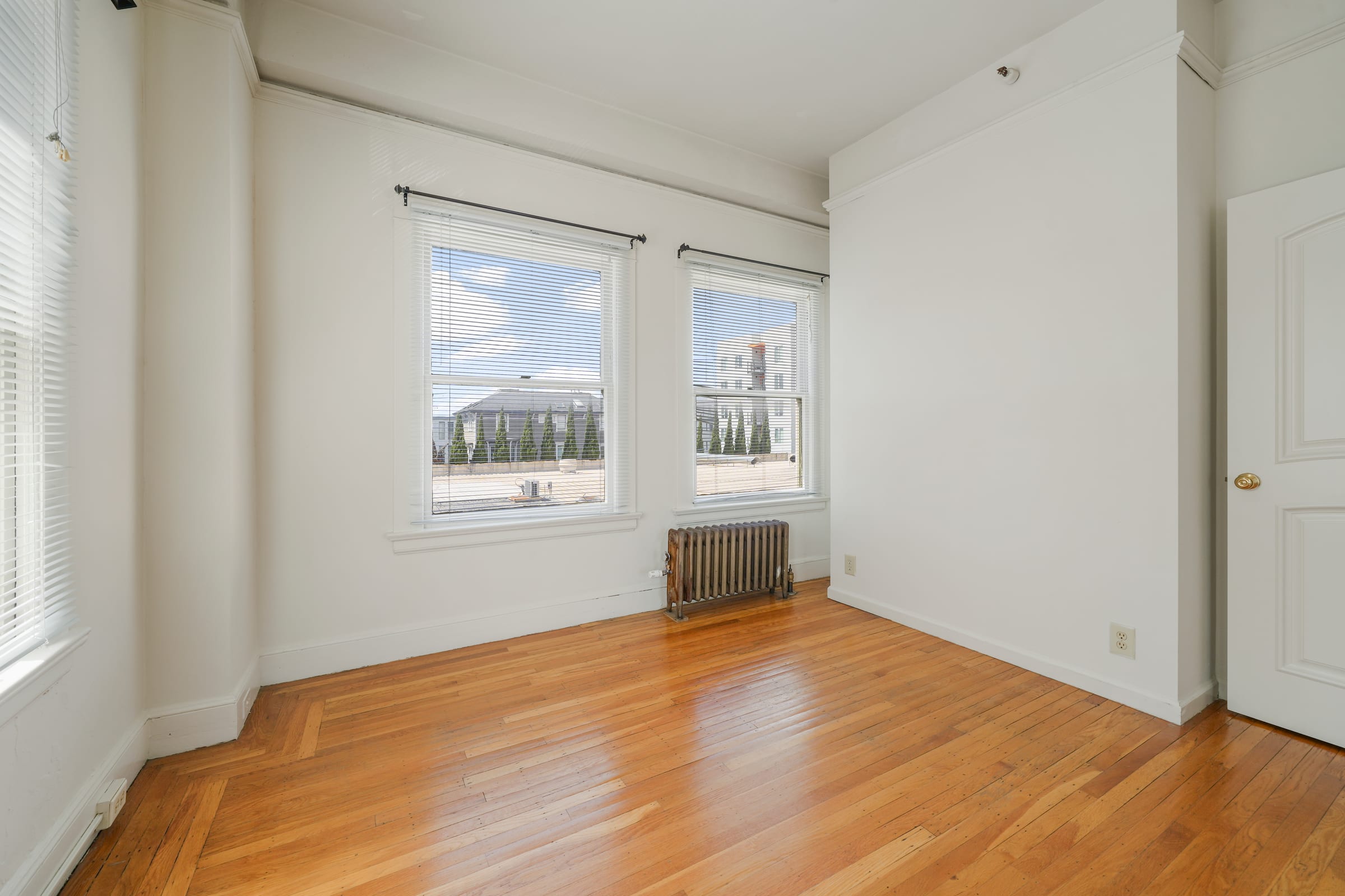 2322 Shattuck Ave #208 — photo 14