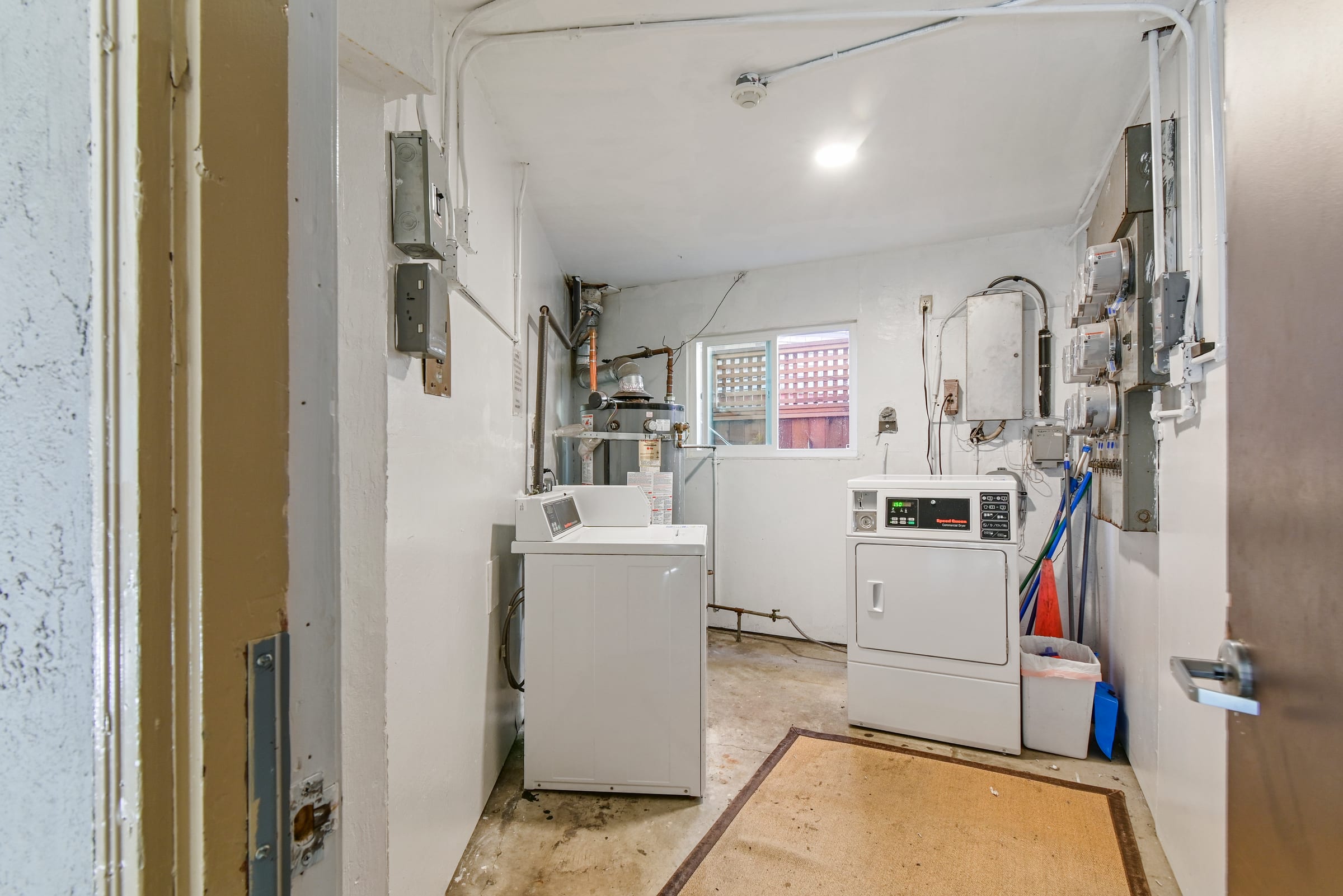2025 Francisco St — photo 8