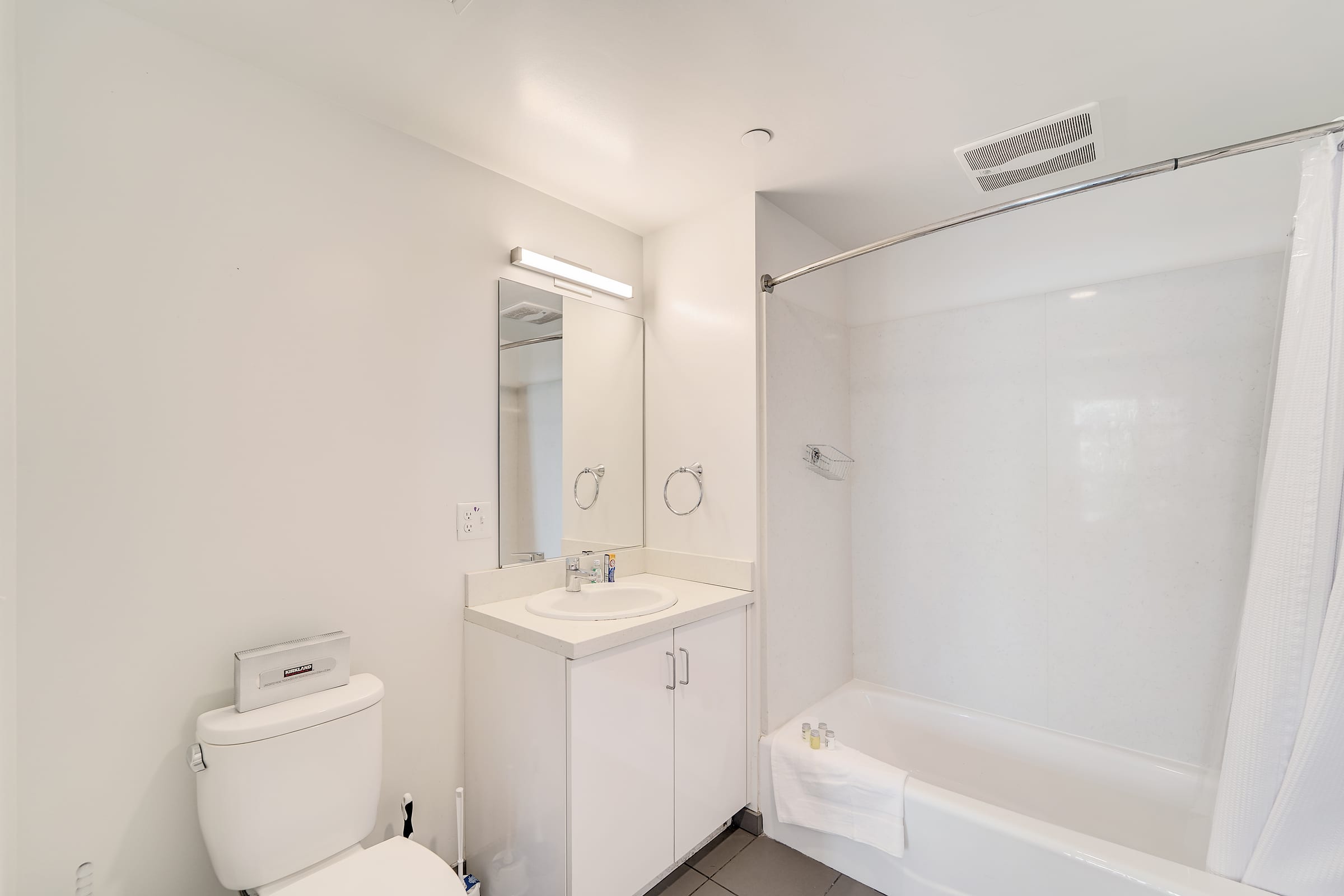 2124 Bancroft Way #510 — photo 12