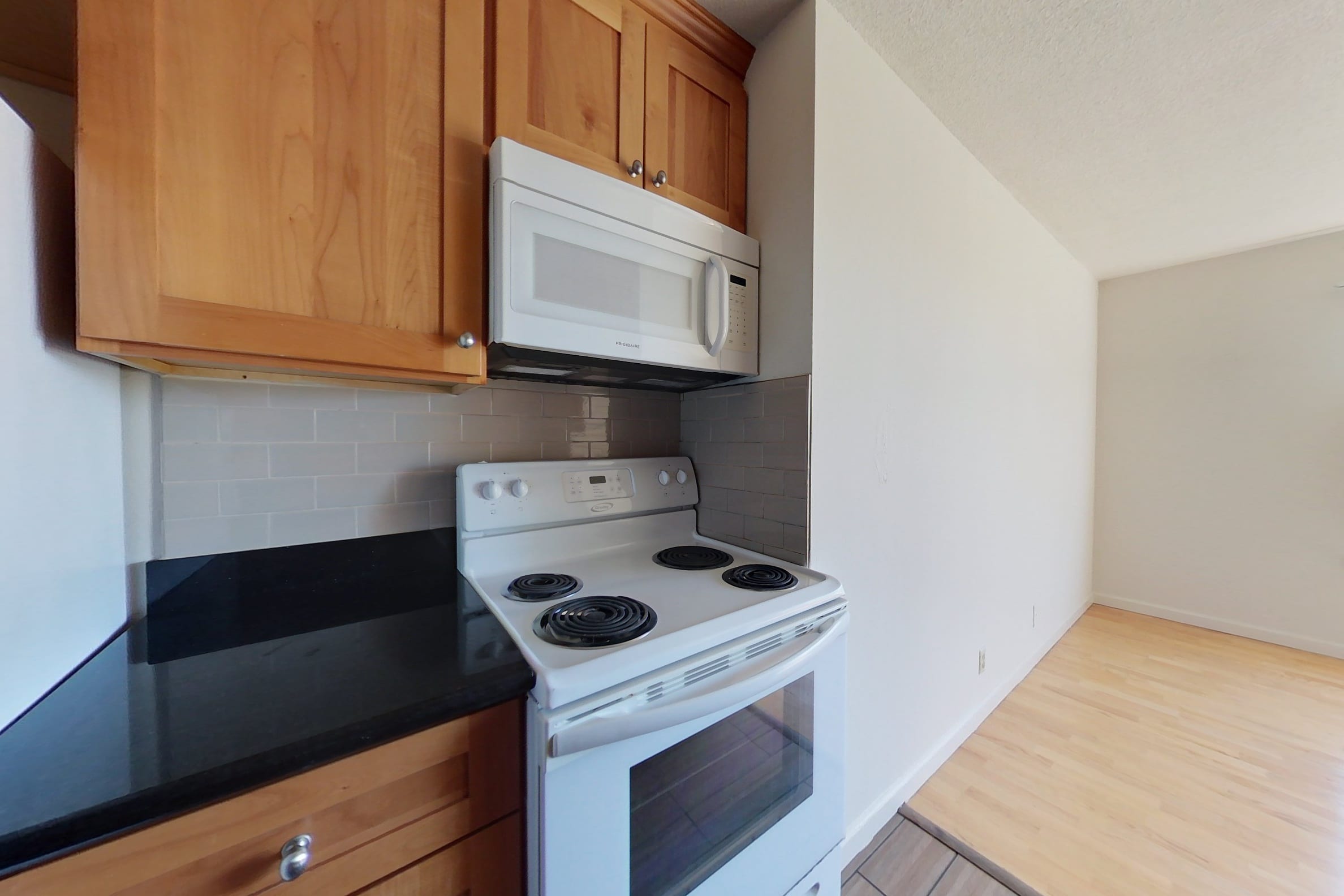 2610 Regent St. #205 — photo 2