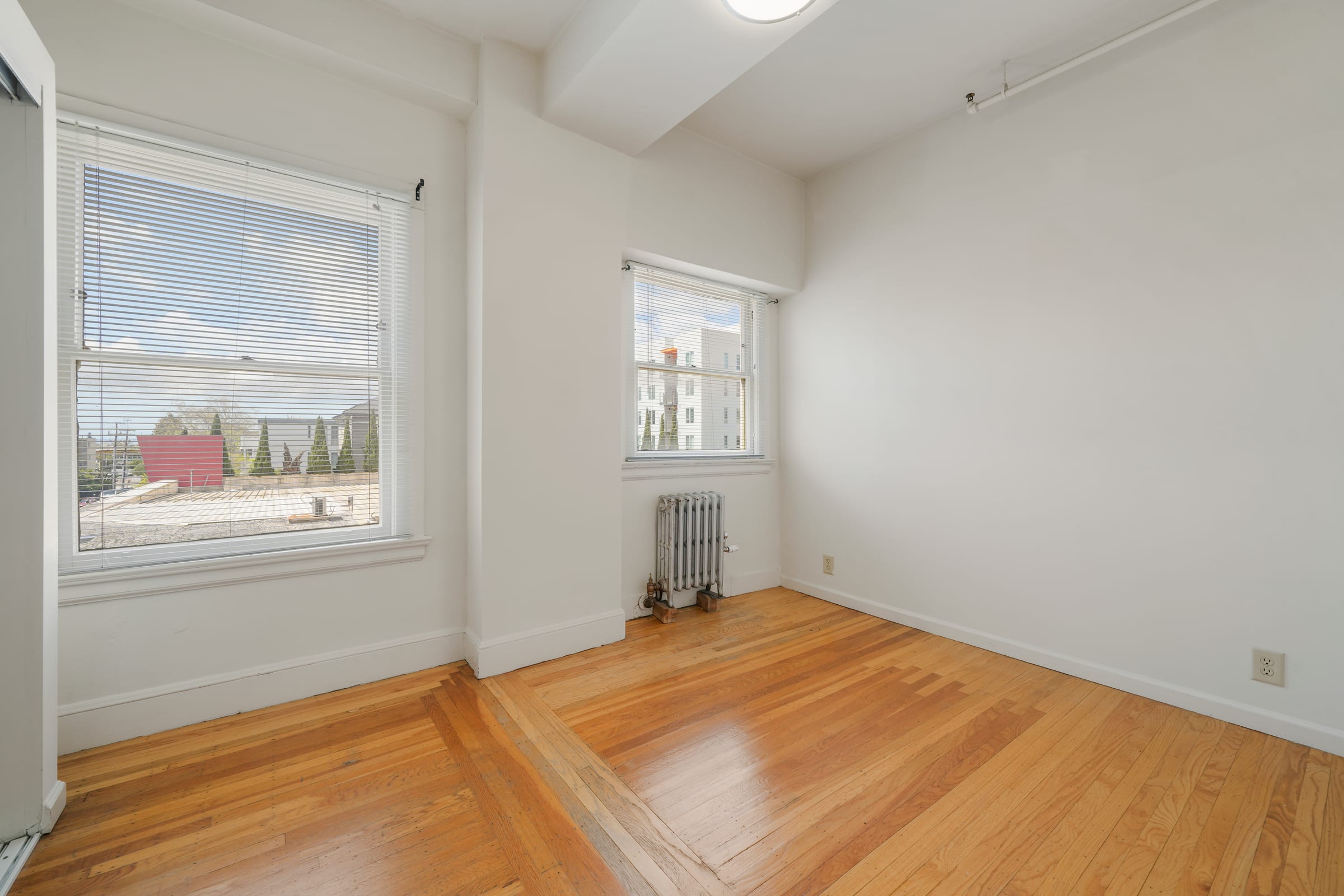 2322 Shattuck Ave #208 — photo 9