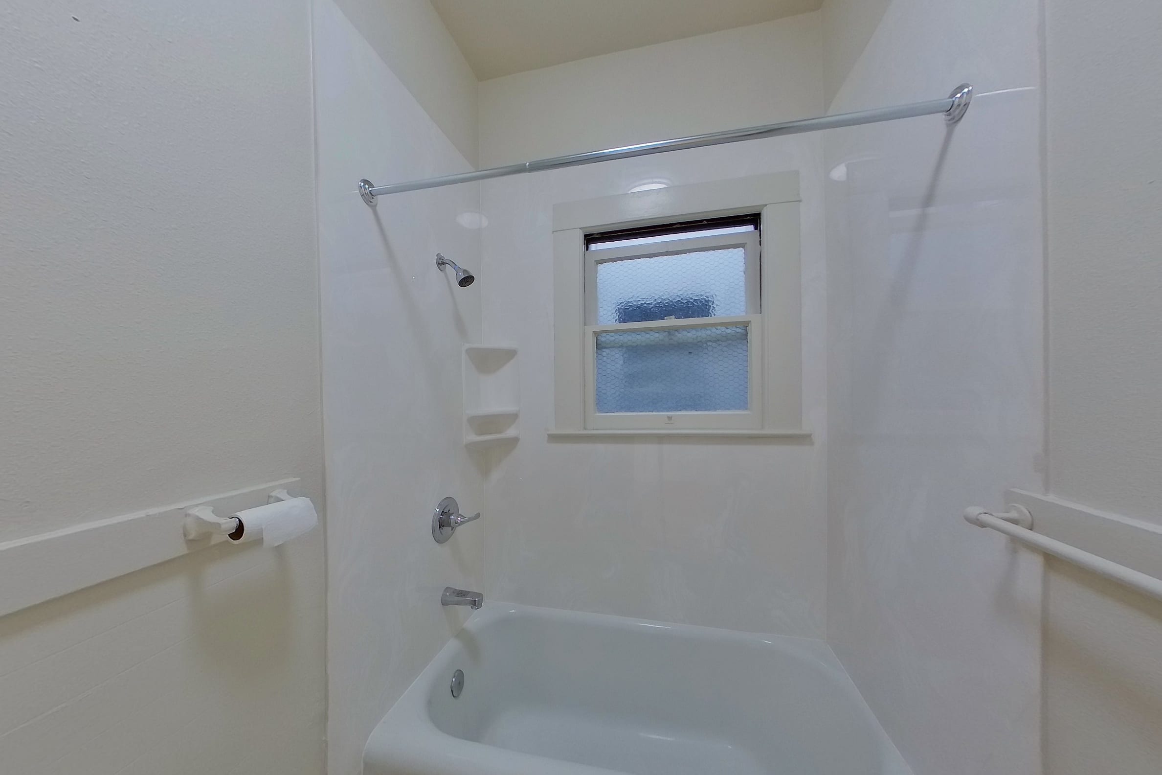 2322 Shattuck Ave #404 — photo 14