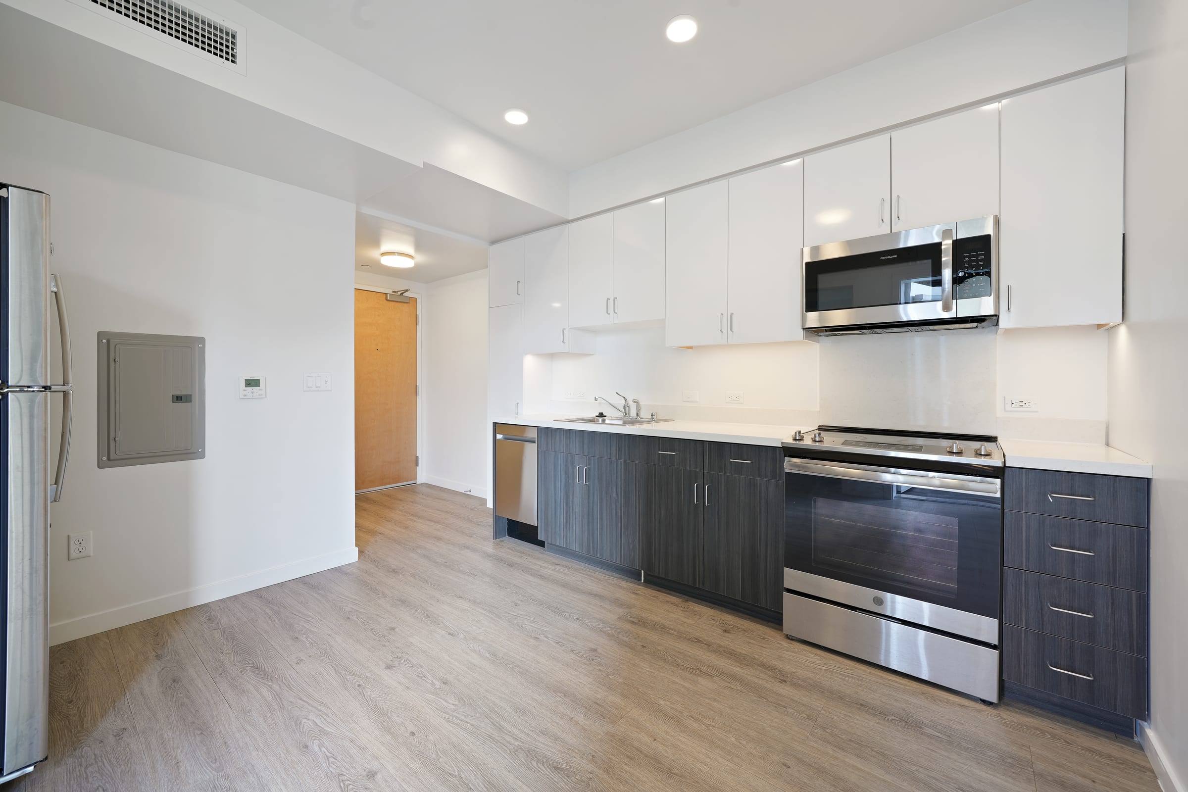 2124 Bancroft Way #507 — photo 5